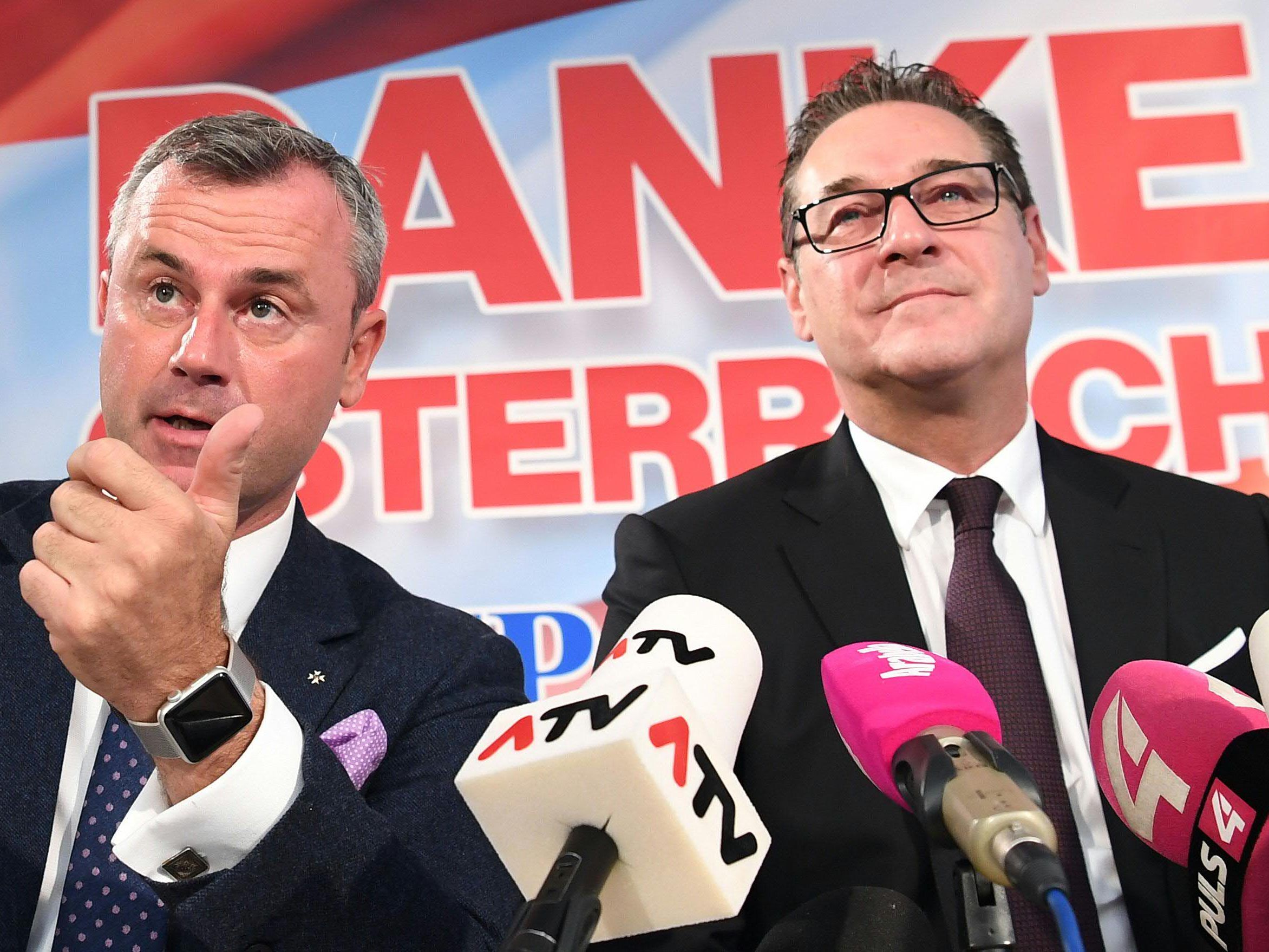 Norbert Hofer rechnet mit dem Ausschluss Straches aus der FPÖ.