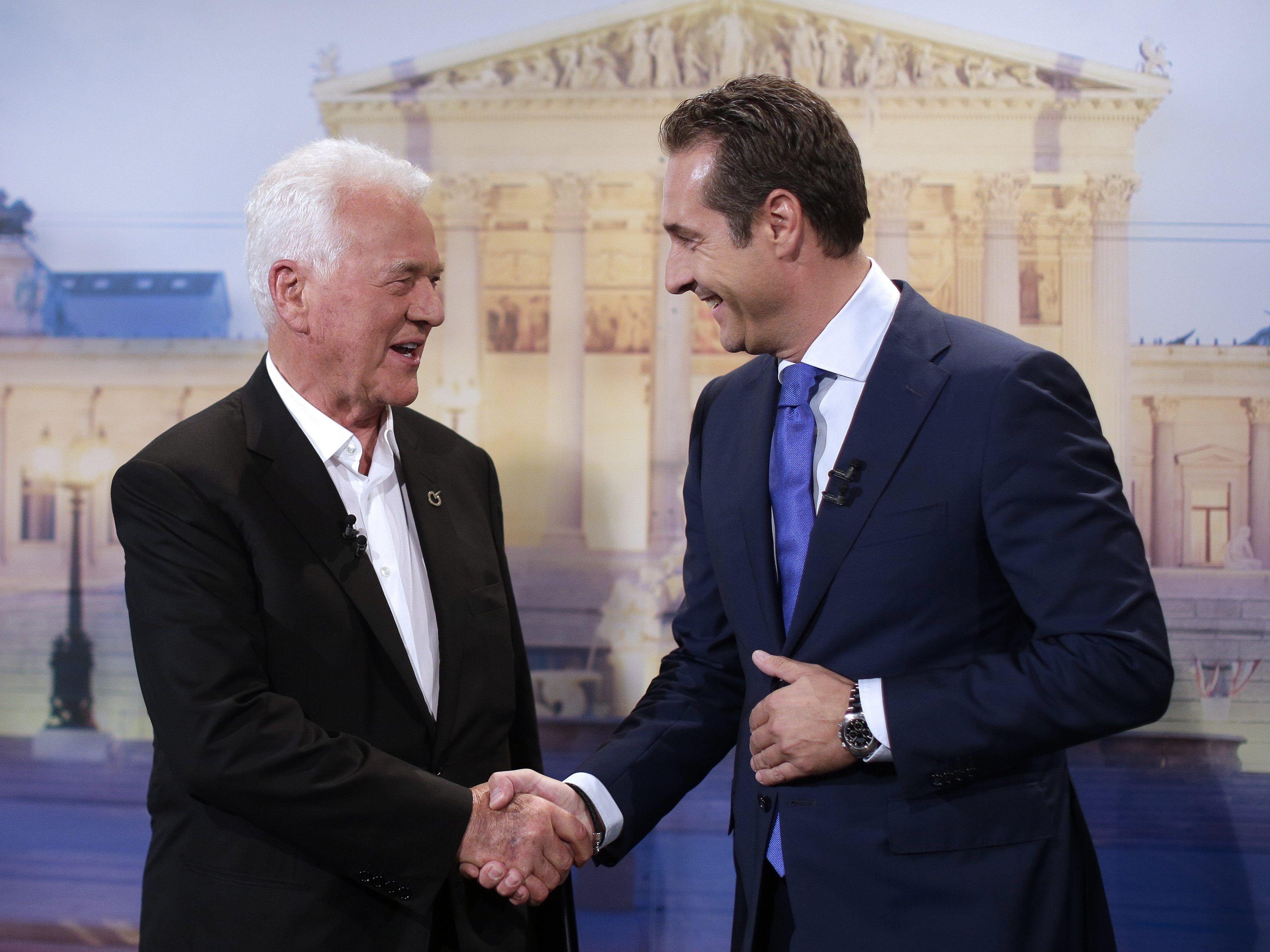 Heinz-Christian Strache und Frank Stronach haben sich getroffen - das schürt Gerüchte um die Rückkehr des ehemaligen FPÖ-Chefs.