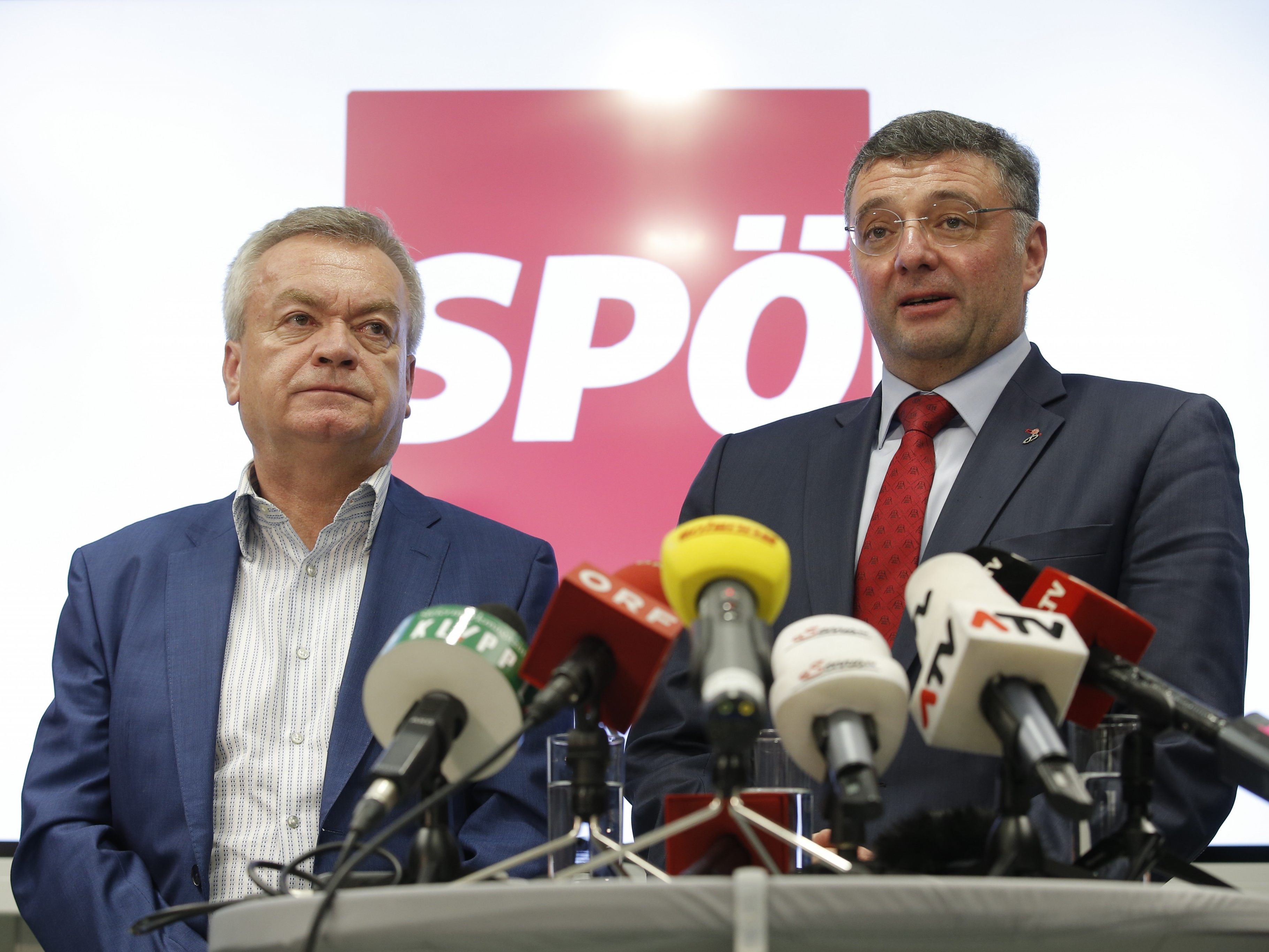 Anton Lang (links) soll Verhandlungen mit der ÖVP führen.