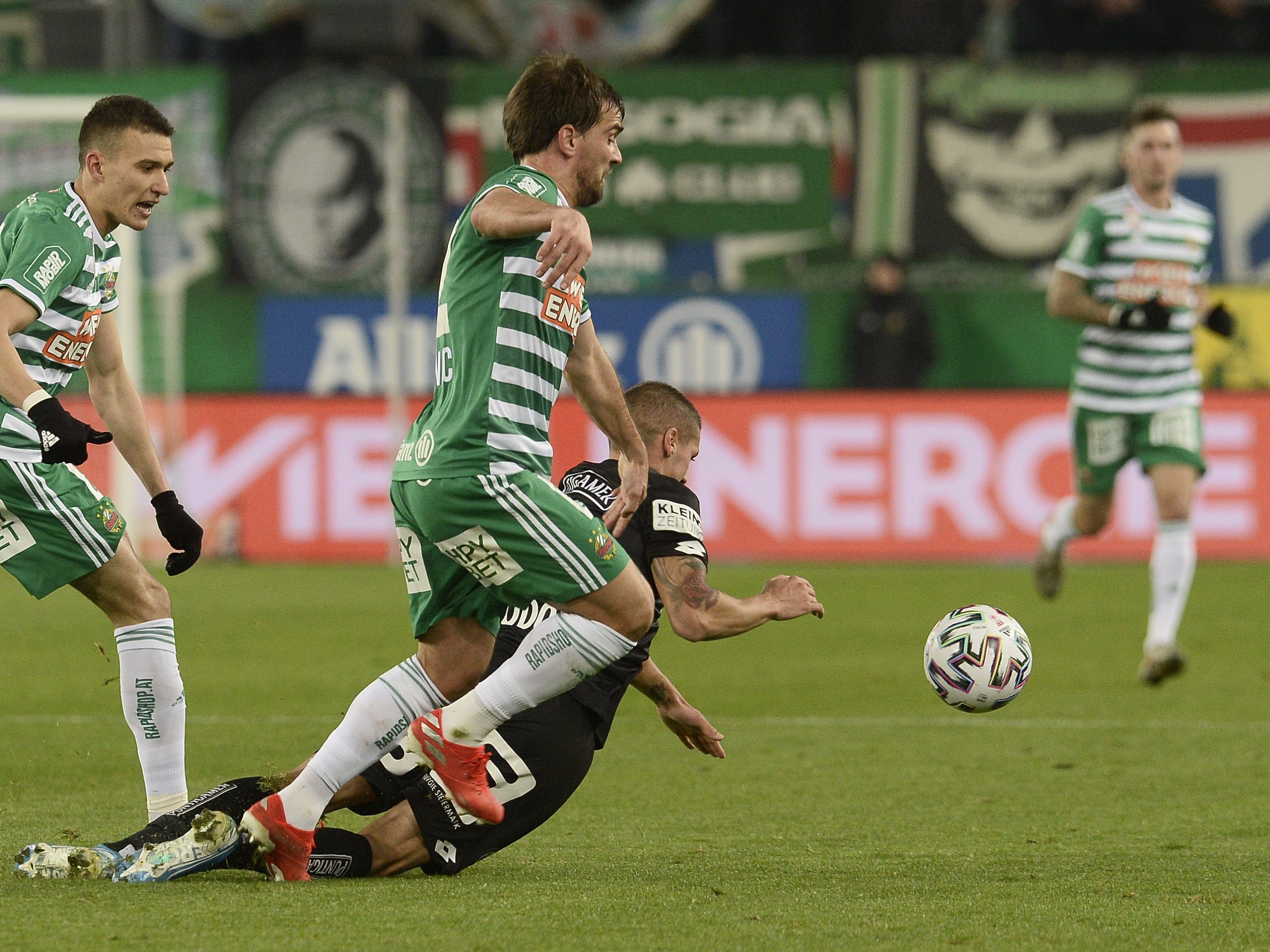 Rapid Wien und Sturm Graz trennten sich mit 1:1.
