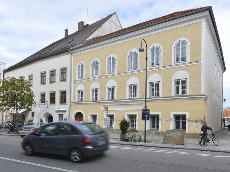 Das Hitlergebäude in Braunau Das Hitlergebäude in Braunau
