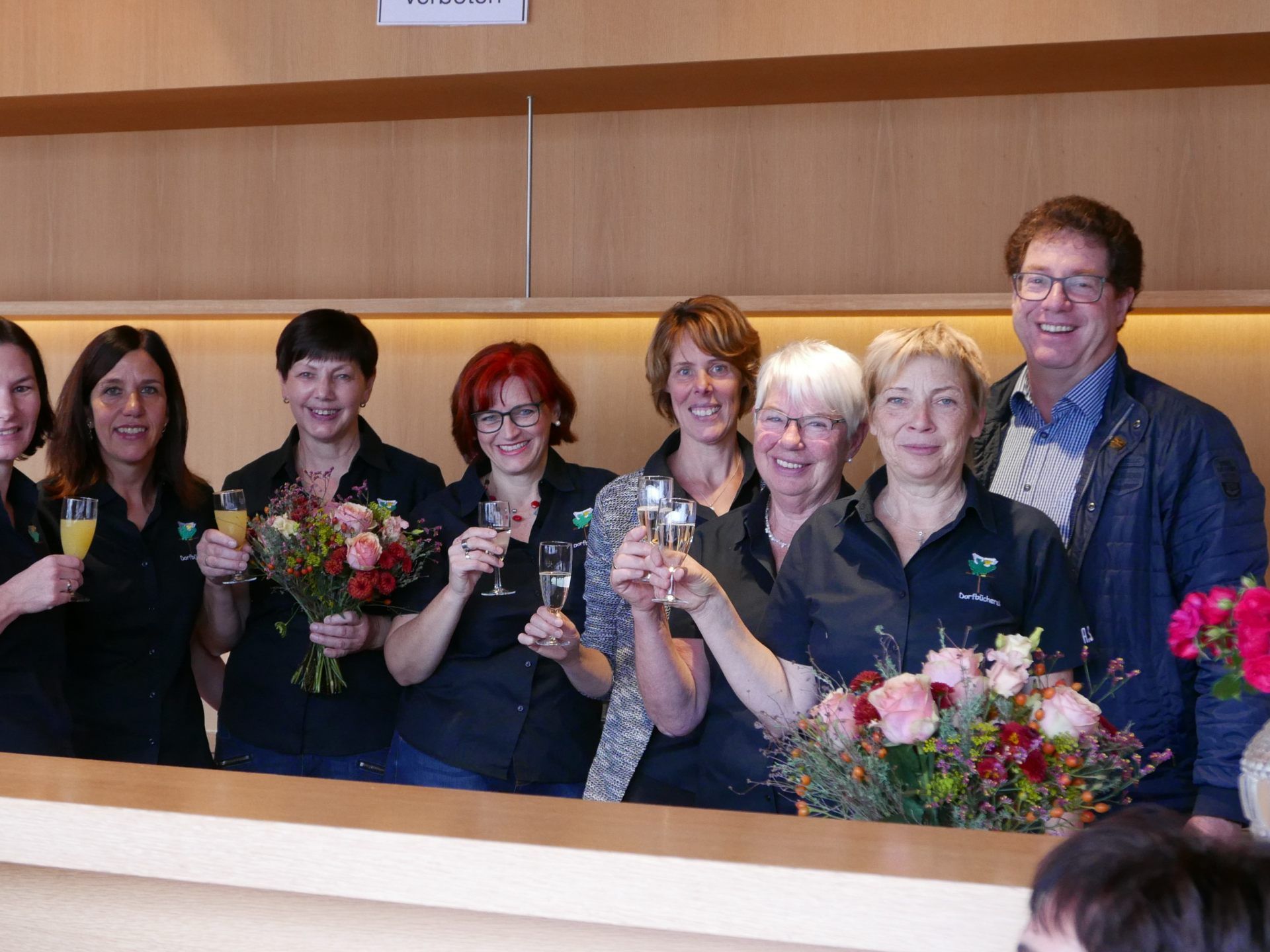 Brot, Kuchen und Sekt zum Jubiläum - Übersaxen | VOL.AT