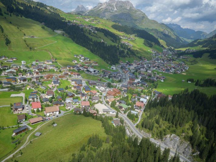 Nachbarschaftsstreit in Lech