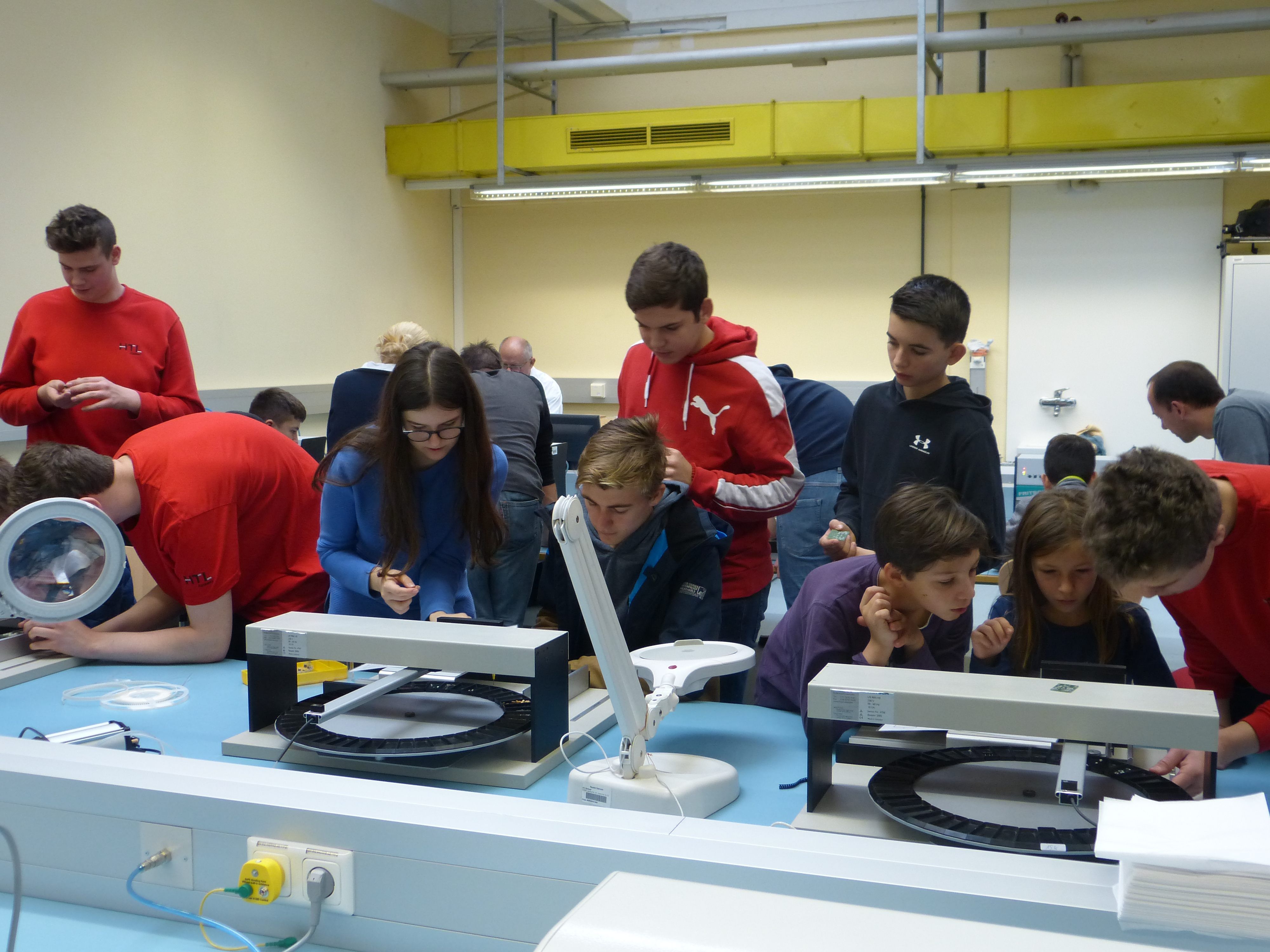 Viel zu sehen gab es am Infotag an der HTL Viel zu sehen gab es am Infotag an der HTL