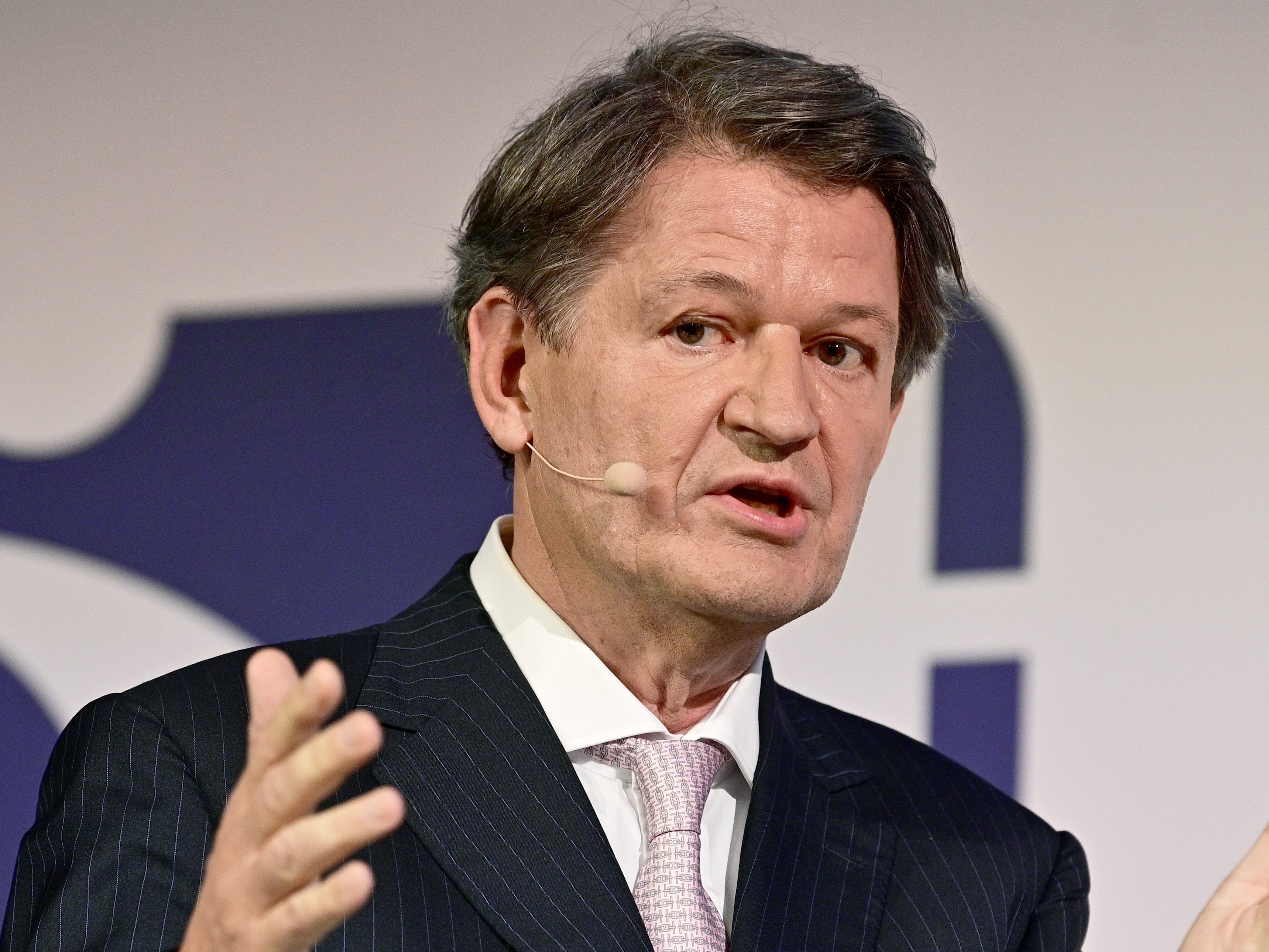 Helmut Brandstätter ist bei den NEOS für die Außenpolitik zuständig. Helmut Brandstätter ist bei den NEOS für die Außenpolitik zuständig.