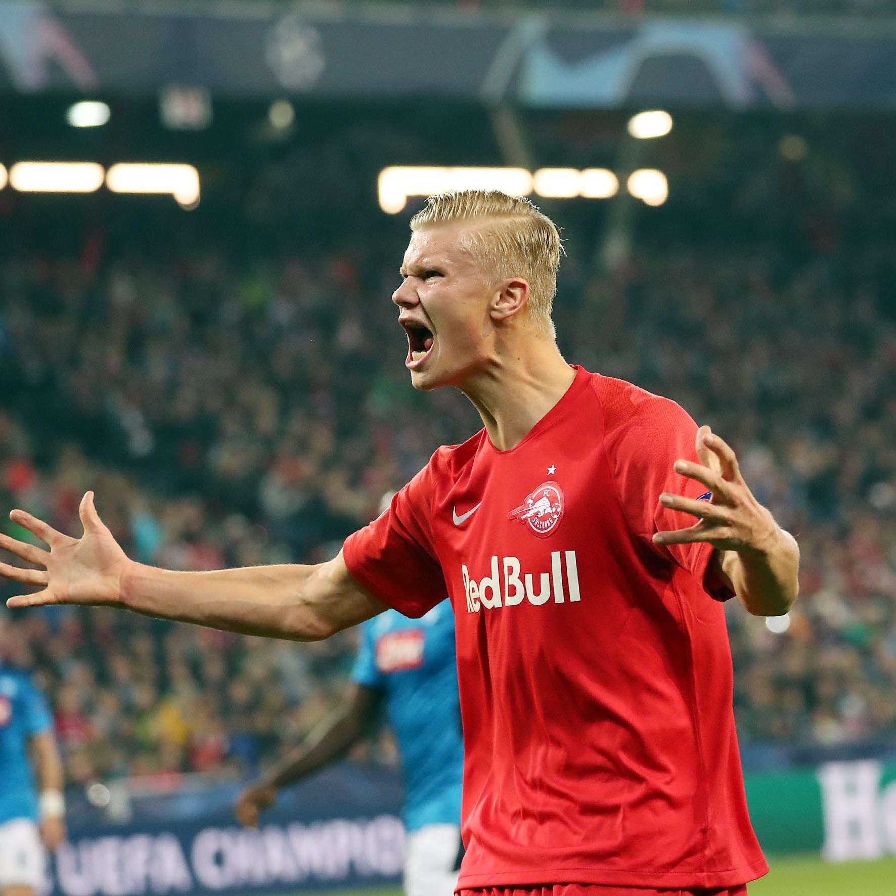 Hier kann man das Spiel Salzburg gegen Napoli live verfolgen.