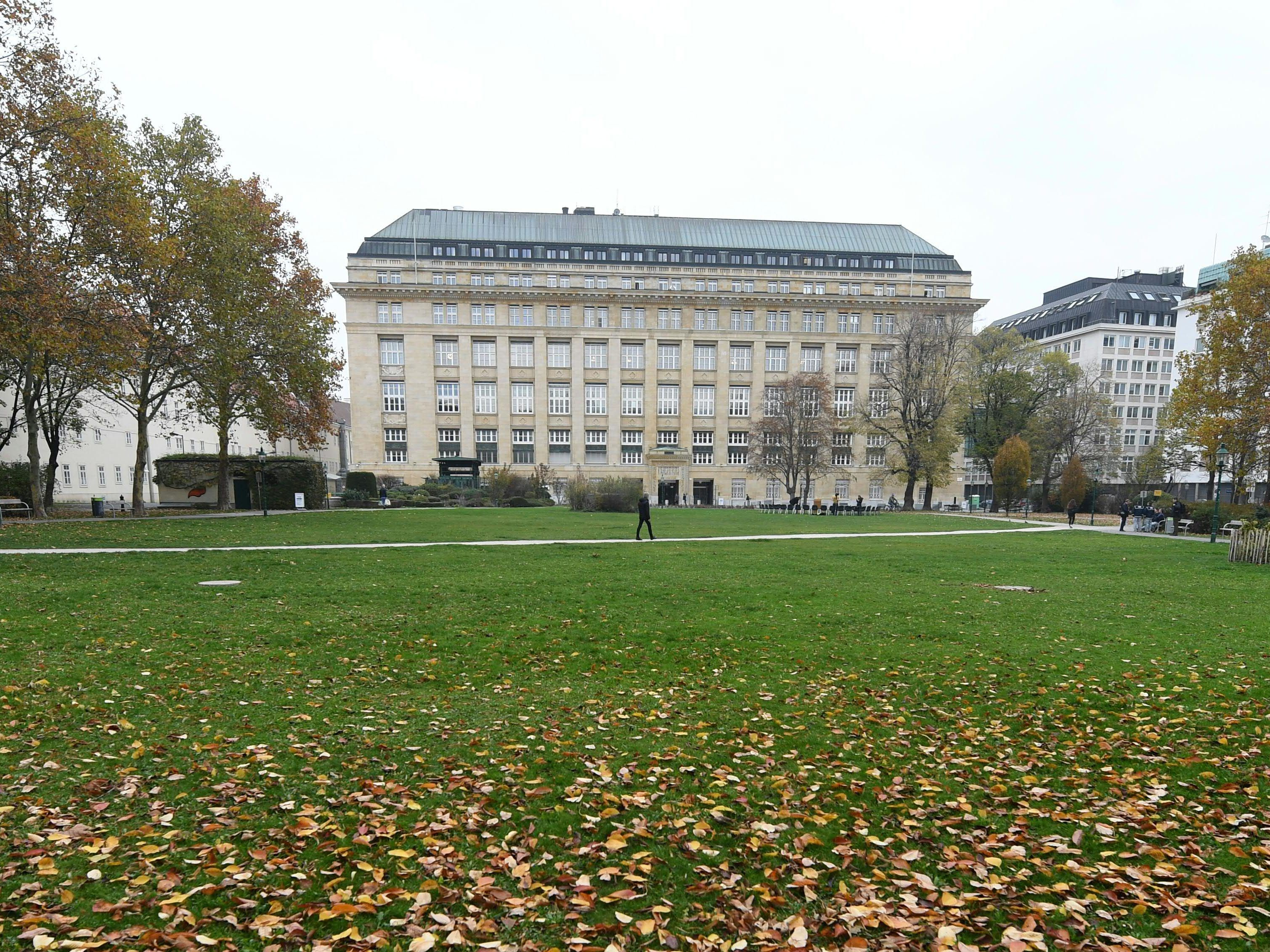 Die Gedenkmauer soll vor der OeNB errichtet werden. Die Gedenkmauer soll vor der OeNB errichtet werden.