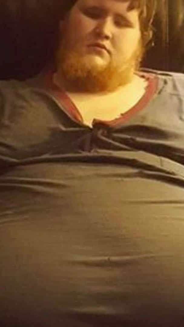 Dieser Mann nahm 270 Kilo ab.