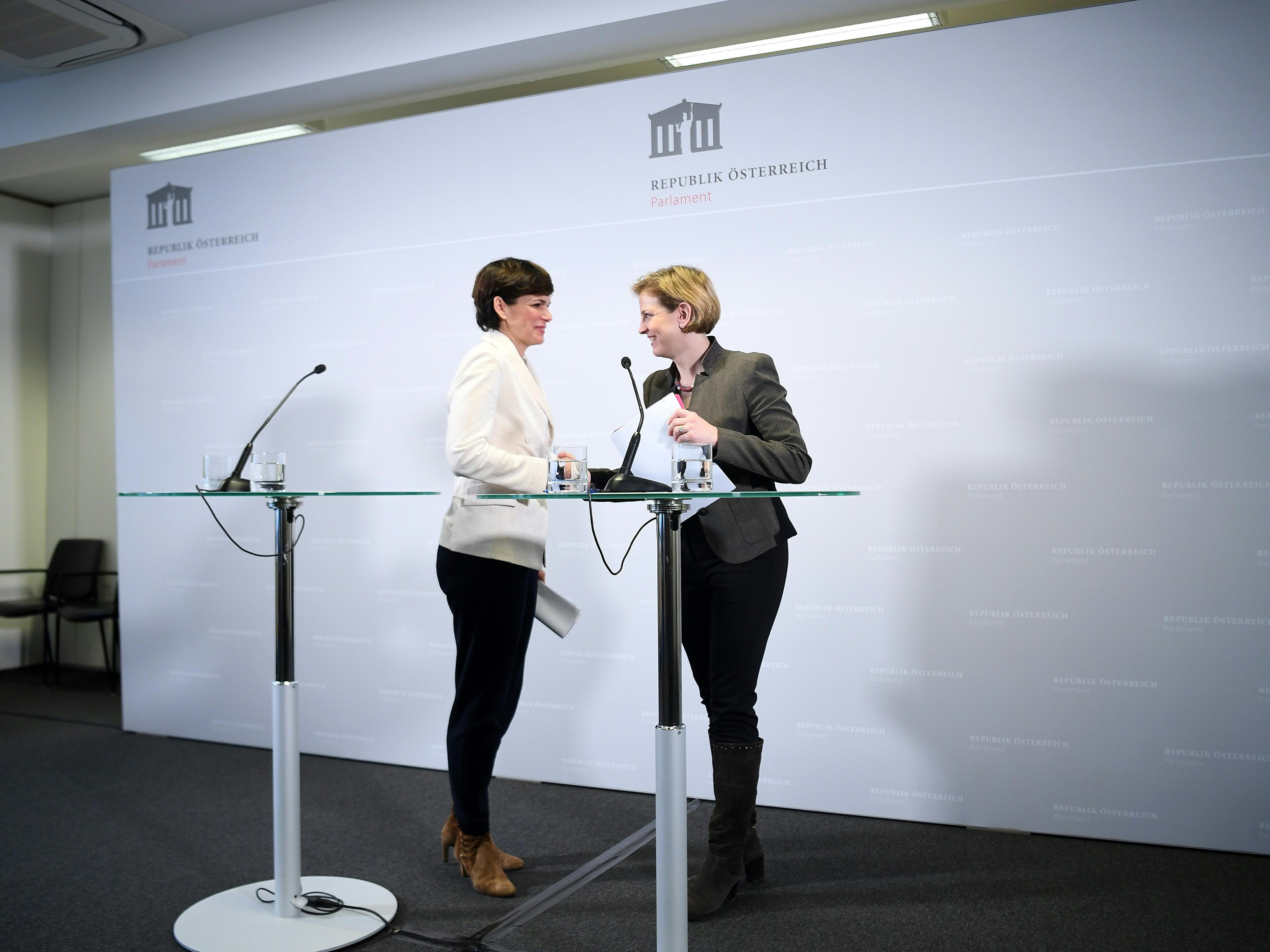 Die SPÖ und die NEOS haben sich geeinigt. Die SPÖ und die NEOS haben sich geeinigt.