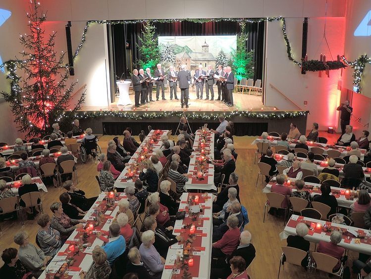 Der Franzisakanerchor beeindruckte die Zuhörer