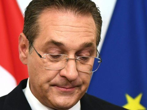 Die Wiener FPÖ möchte die Entscheidung des Schiedsgerichts zur Causa Strache abwarten.