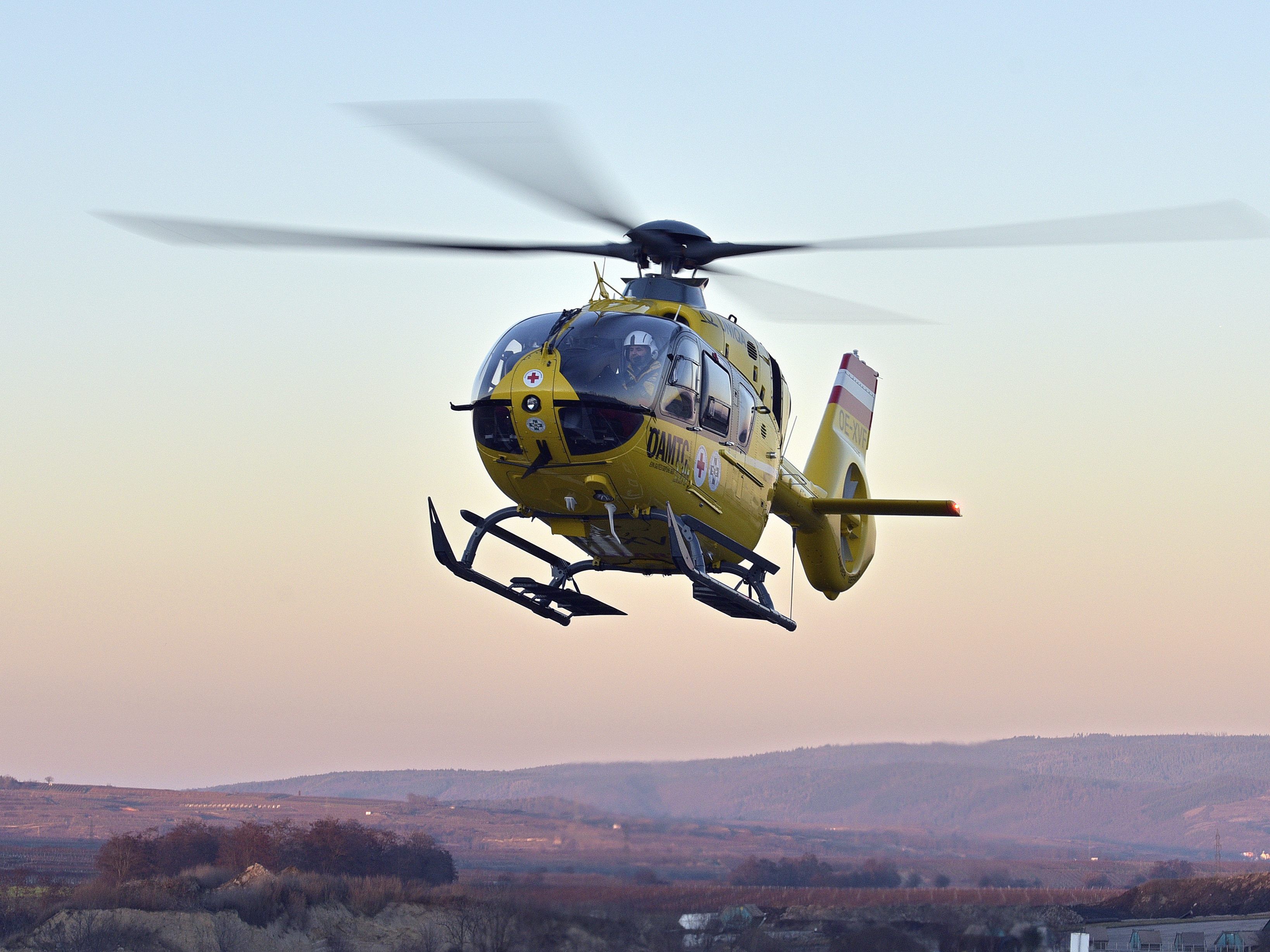 Der schwerverletzte Motorradfahrer wurde ins Krankenhaus geflogen.