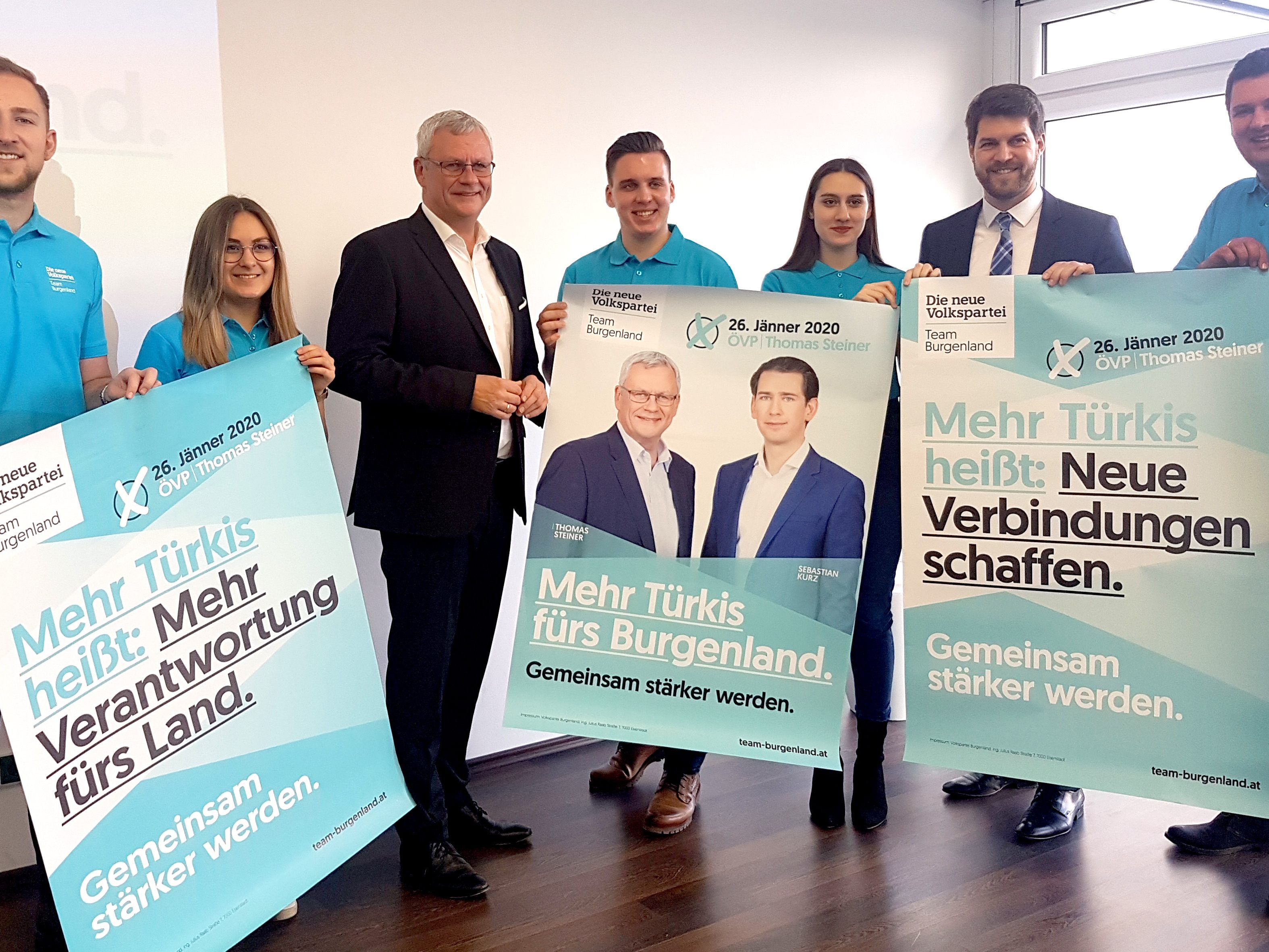 Die ÖVP stellte ihre Plakate für die Burgenland-Wahl 2020 vor. Die ÖVP stellte ihre Plakate für die Burgenland-Wahl 2020 vor.