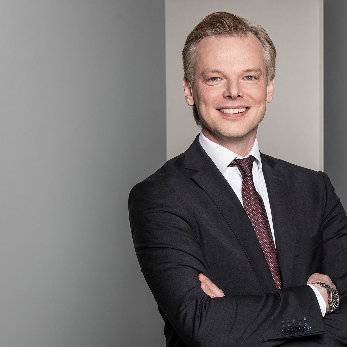 Peter Sidlo vom Aufsichtsrat abberufen.