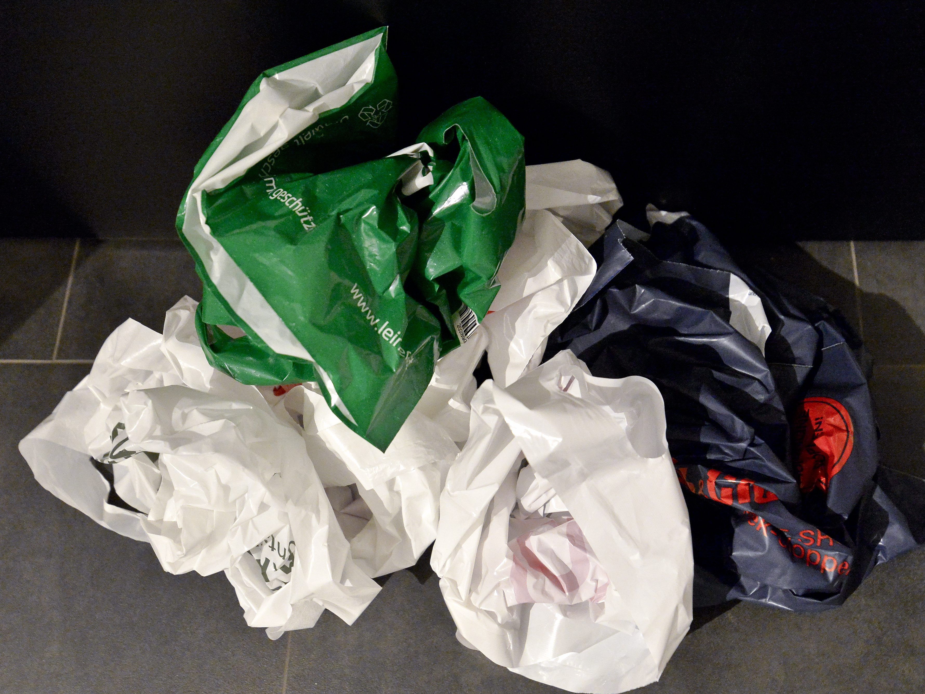 Plastikbeutel sind ab 2020 Geschichte.