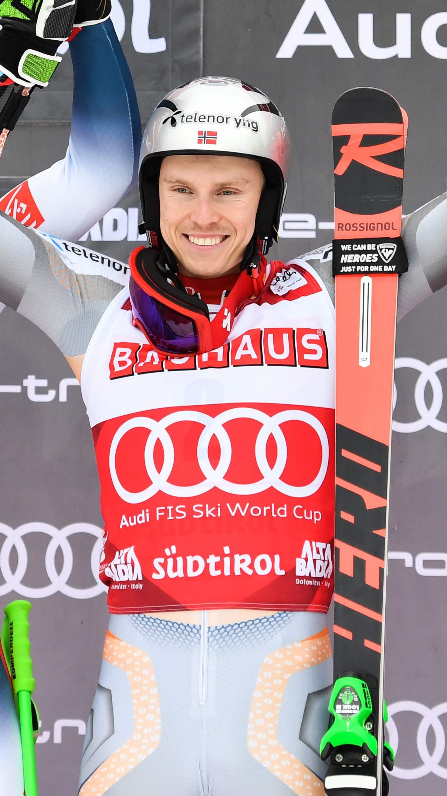 Das Siegerbild in Alta Baidia: (v.l.n.r.) Cyprien Sarrazin, Henrik Kristoffersen, Zan Kranjec.