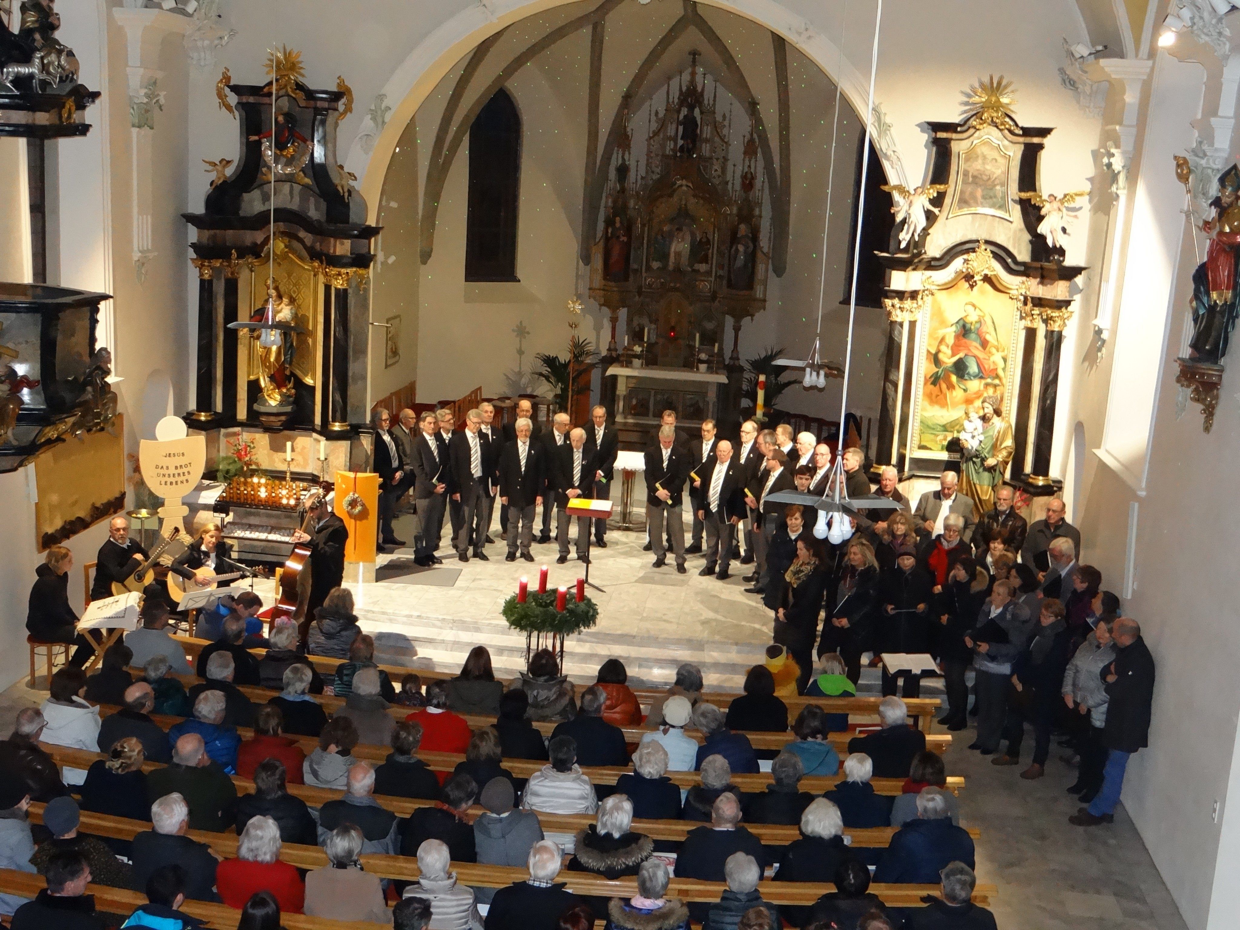 Adventfeier in der Pfarrkirche