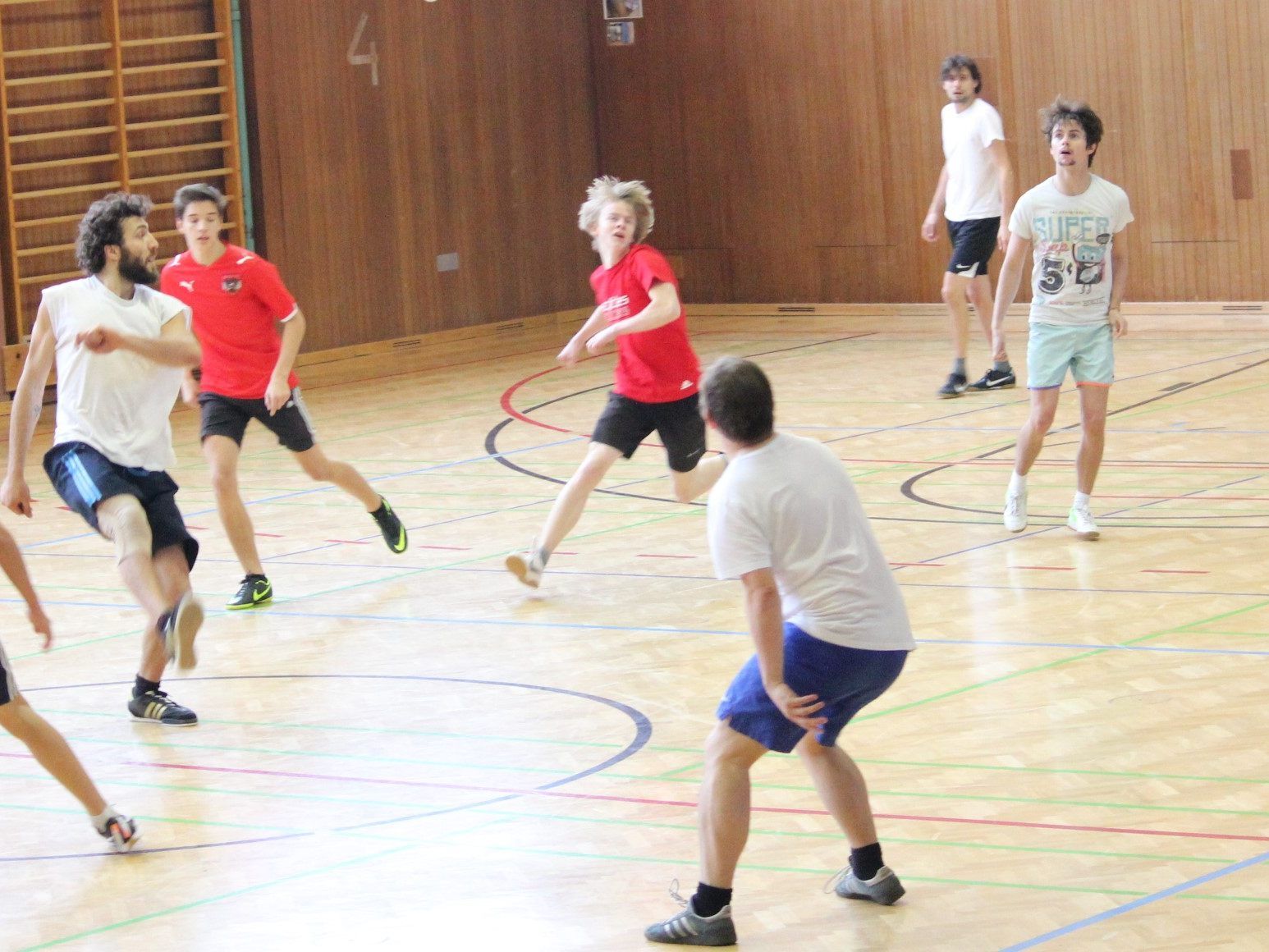 Ehemalige Absolventen des BORG Egg sind zur Teilnahme am Fußball- und Volleyball-Mixed-Turnier eingeladen. Ehemalige Absolventen des BORG Egg sind zur Teilnahme am Fußball- und Volleyball-Mixed-Turnier eingeladen.