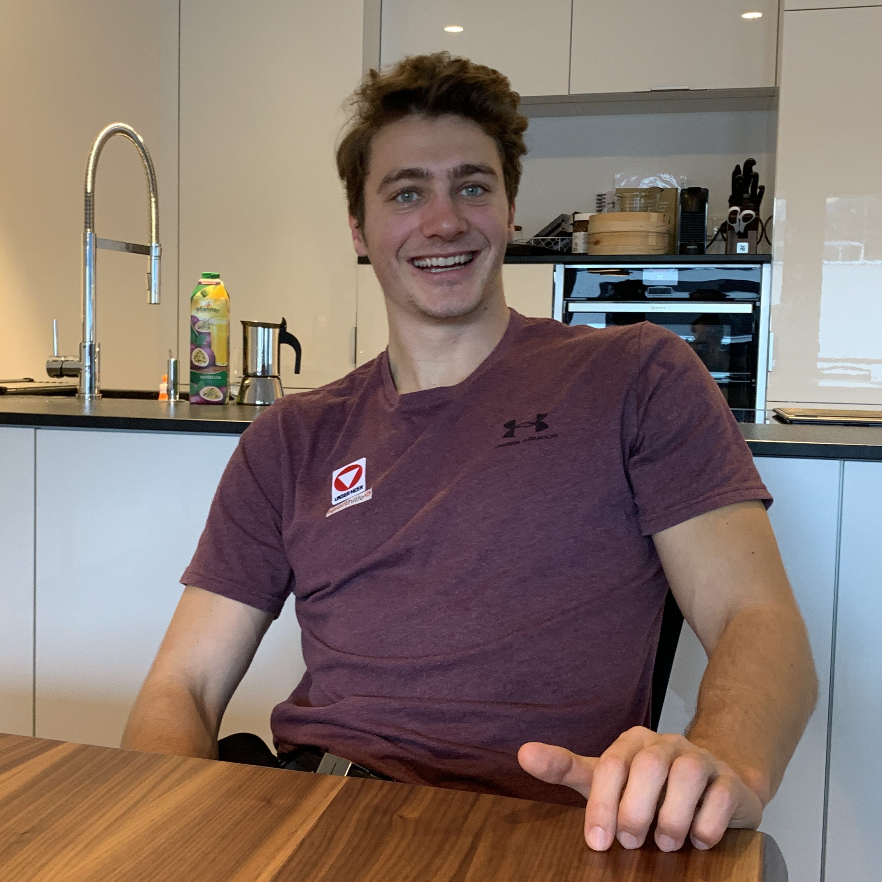 Snowboard: Hämmerle nach schwerem Sturz seines Bruders in Cervinia 7.