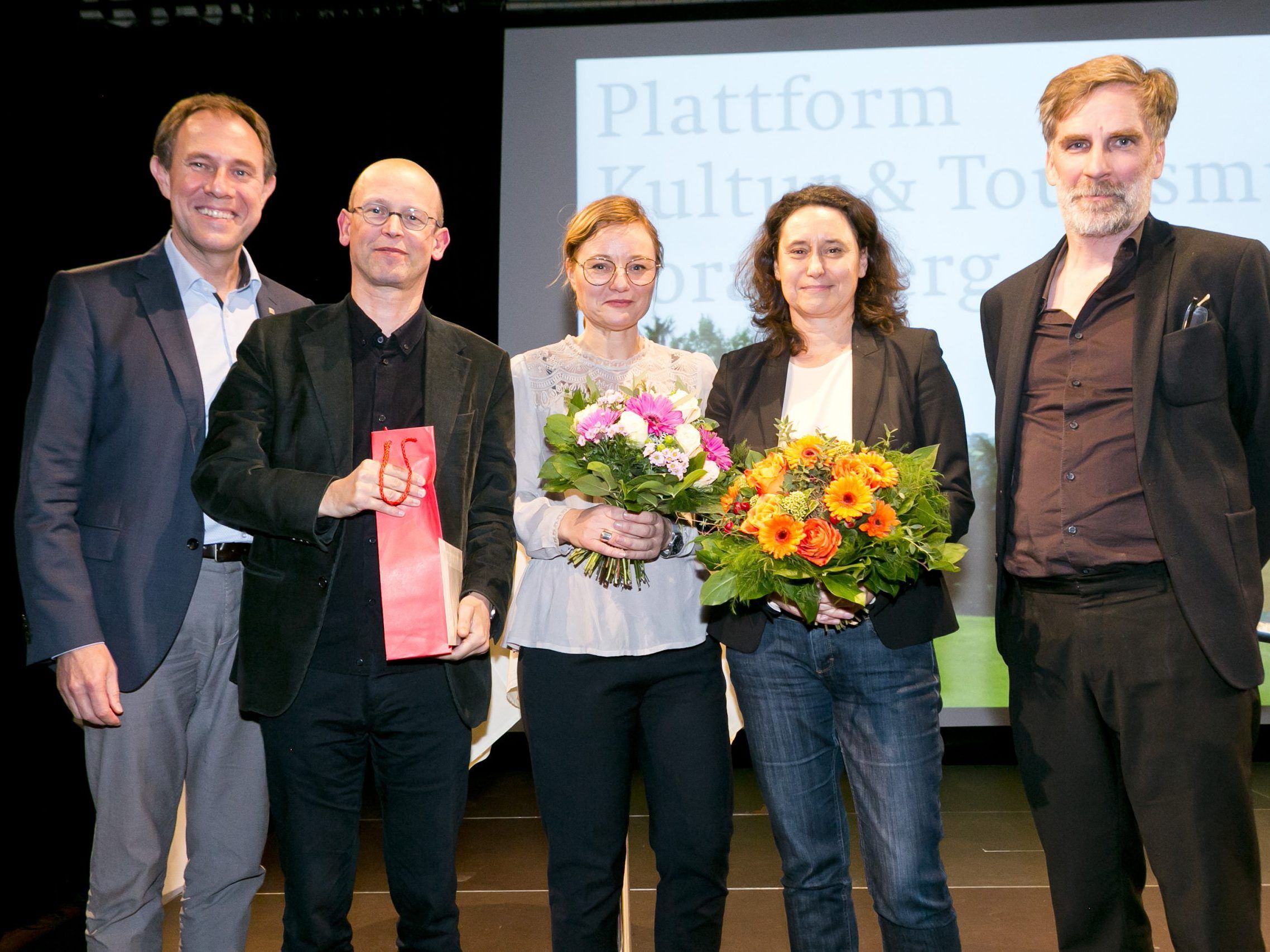 Winfried Nußbaummüller, Isabella Natter-Spets, Hans-Joachim Gögl, Barbara Schöbi-Fink, Eva Häfele, Christian Schützinger Winfried Nußbaummüller, Isabella Natter-Spets, Hans-Joachim Gögl, Barbara Schöbi-Fink, Eva Häfele, Christian Schützinger