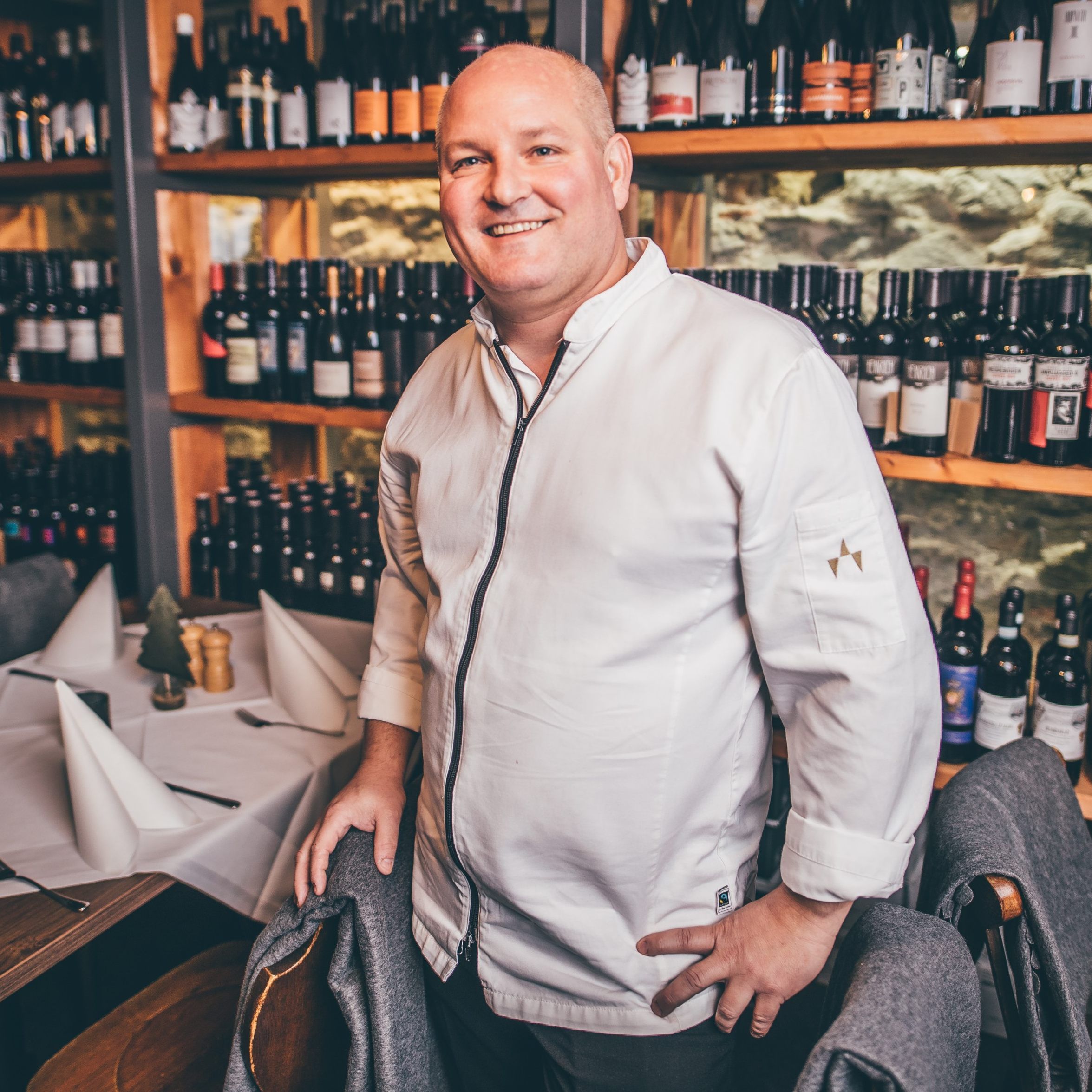 Wirt Thomas Zwerger im Weinkeller des Kornmessers in Bregenz