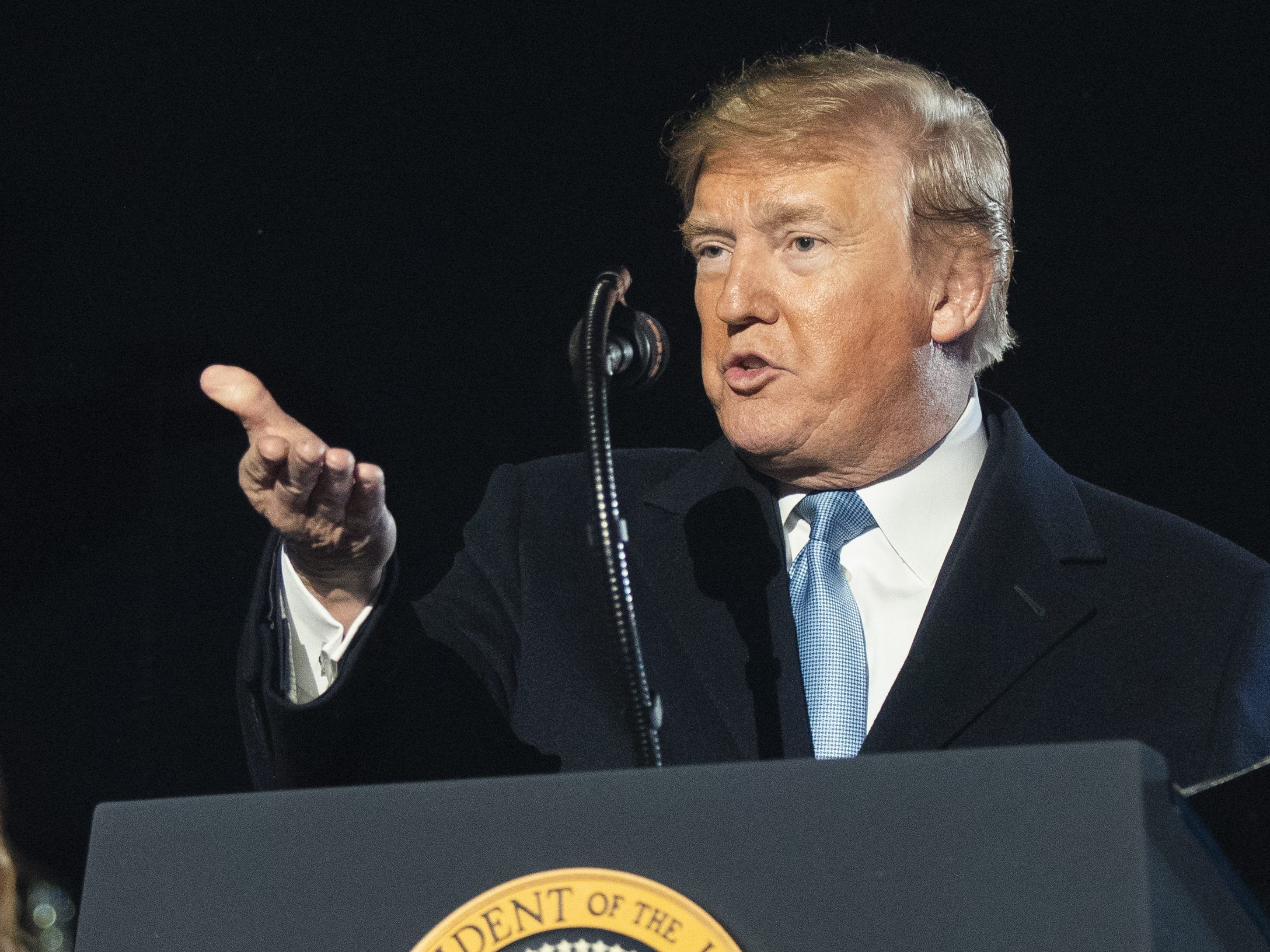 Gegen US-Präsident Donald Trump wird ein Amtsenthebungsverfahren eingeleitet. Gegen US-Präsident Donald Trump wird ein Amtsenthebungsverfahren eingeleitet.