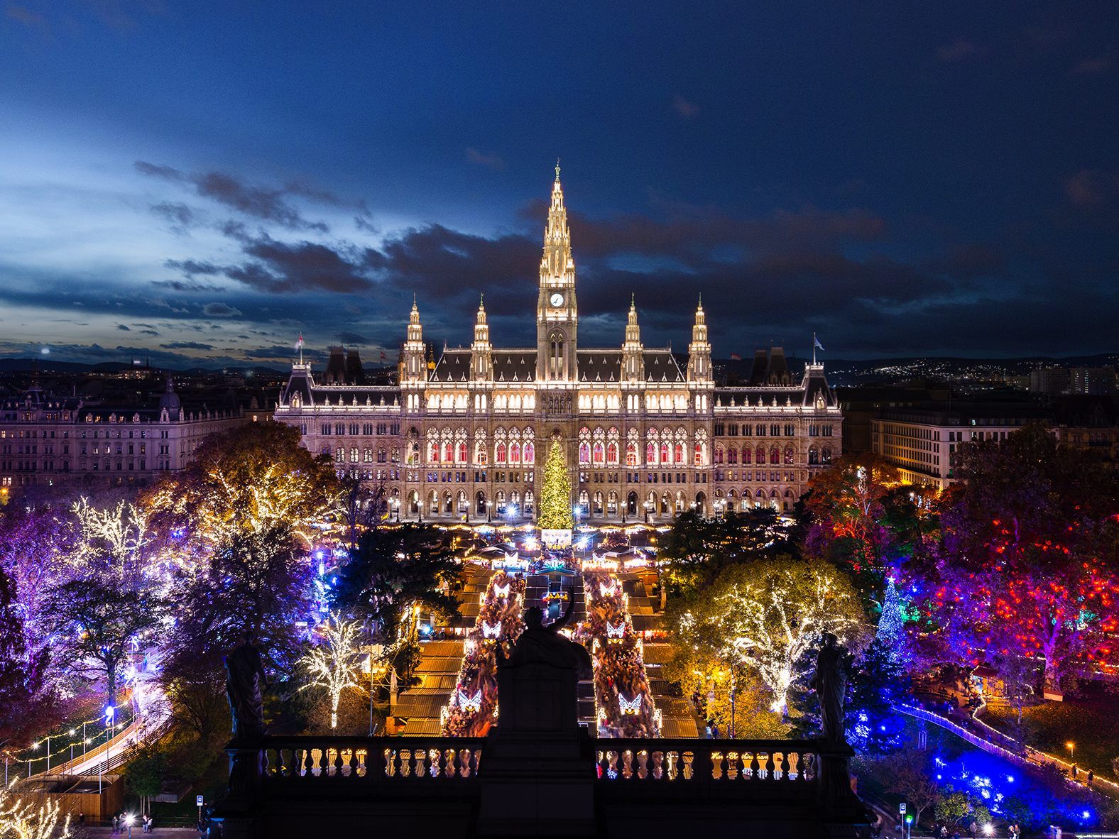 Der Wiener Weihnachtstraum liegt auf Platz 2 der beliebtesten europäischen Weihnachtsmärkte Der Wiener Weihnachtstraum liegt auf Platz 2 der beliebtesten europäischen Weihnachtsmärkte