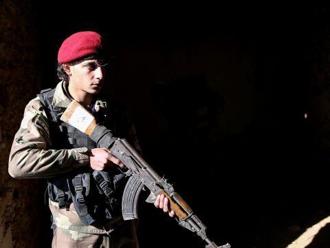 Der 27-Jährige soll während seinem Fronturlaub 12.400 Euro Sozialhilfe kassiert haben.