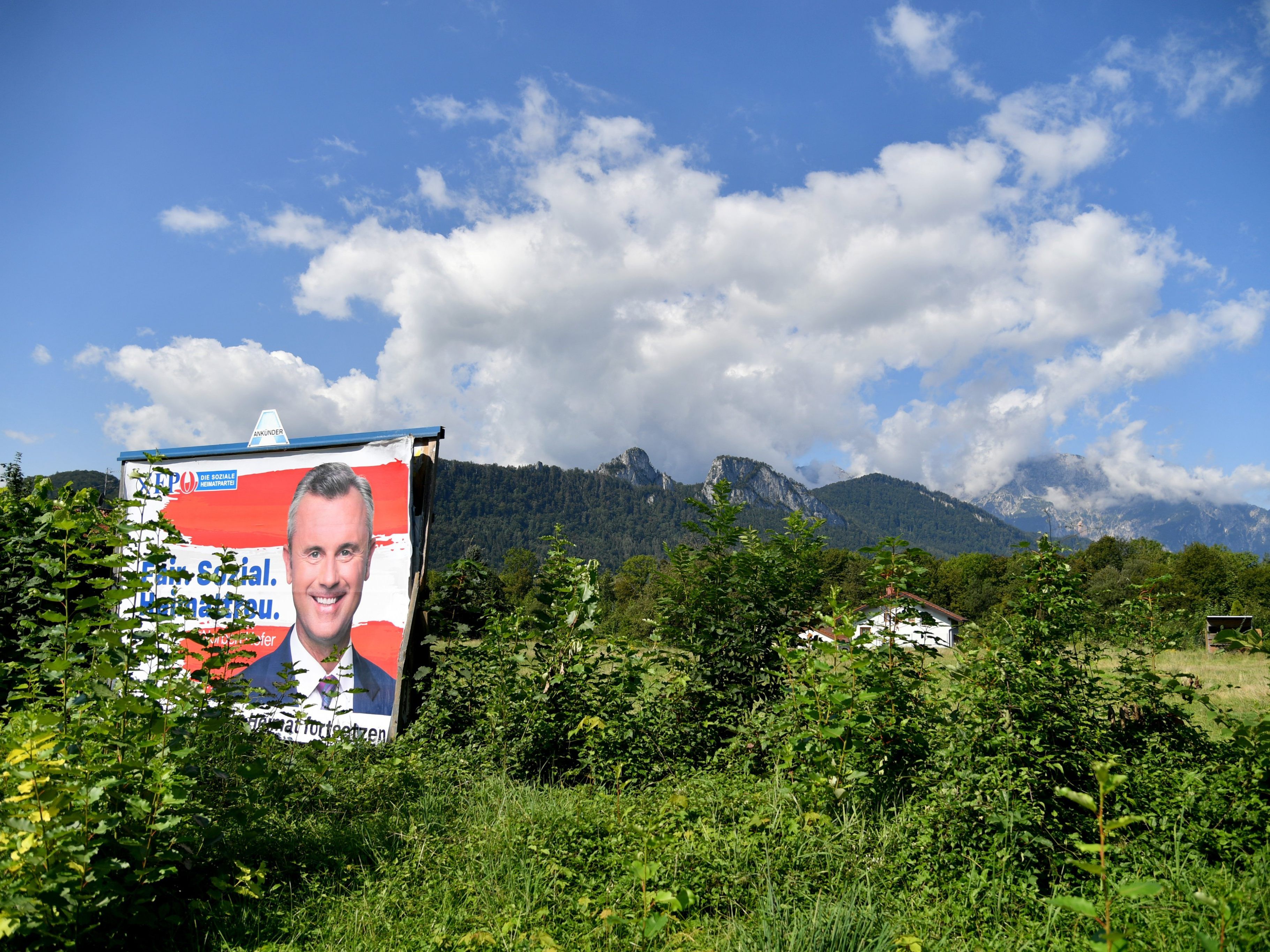 Als letzte der Parlamentsparteien hat nun auch die FPÖ ihren Rechenschaftsbereicht für 2018 eingereicht. Als letzte der Parlamentsparteien hat nun auch die FPÖ ihren Rechenschaftsbereicht für 2018 eingereicht.