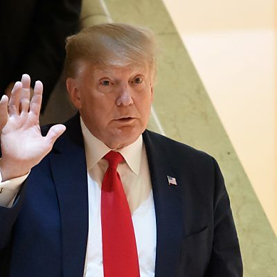 Trump droht mit weiteren Zöllen