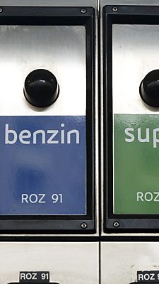 VW-Skandal und Umweltbedenken machen Diesel zu schaffen