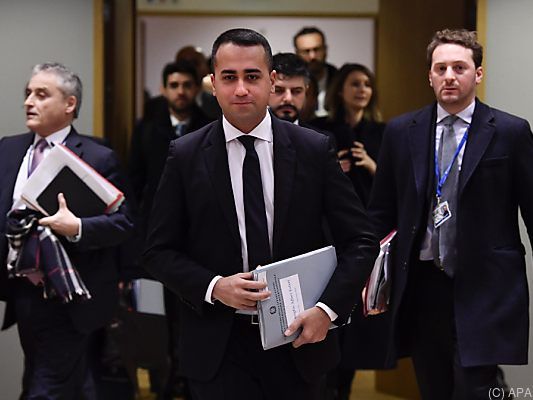 Unklarheit über Außenminister DiMaios politische Pläne