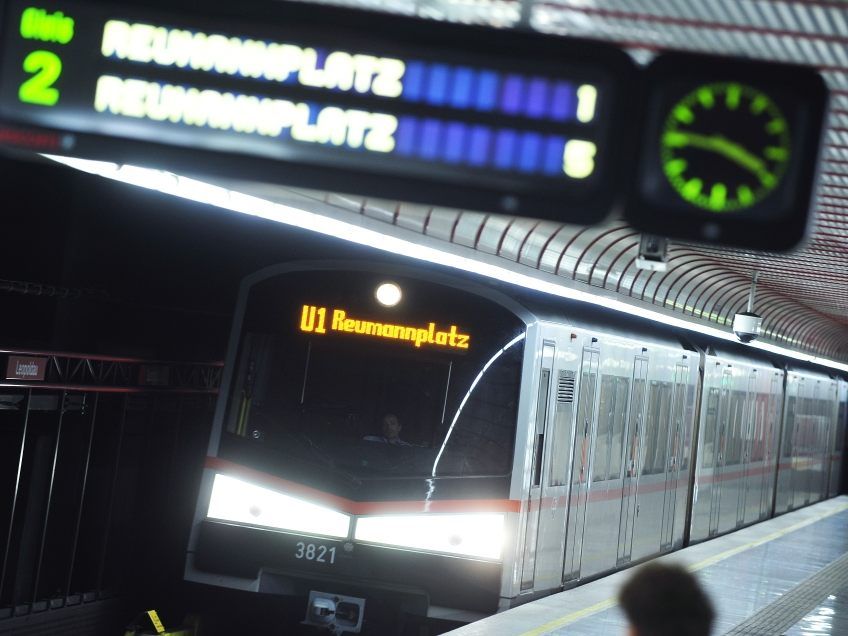 Am Mittwoch kam es zu einer erneuten Tür-Panne auf der Linie U1. Am Mittwoch kam es zu einer erneuten Tür-Panne auf der Linie U1.