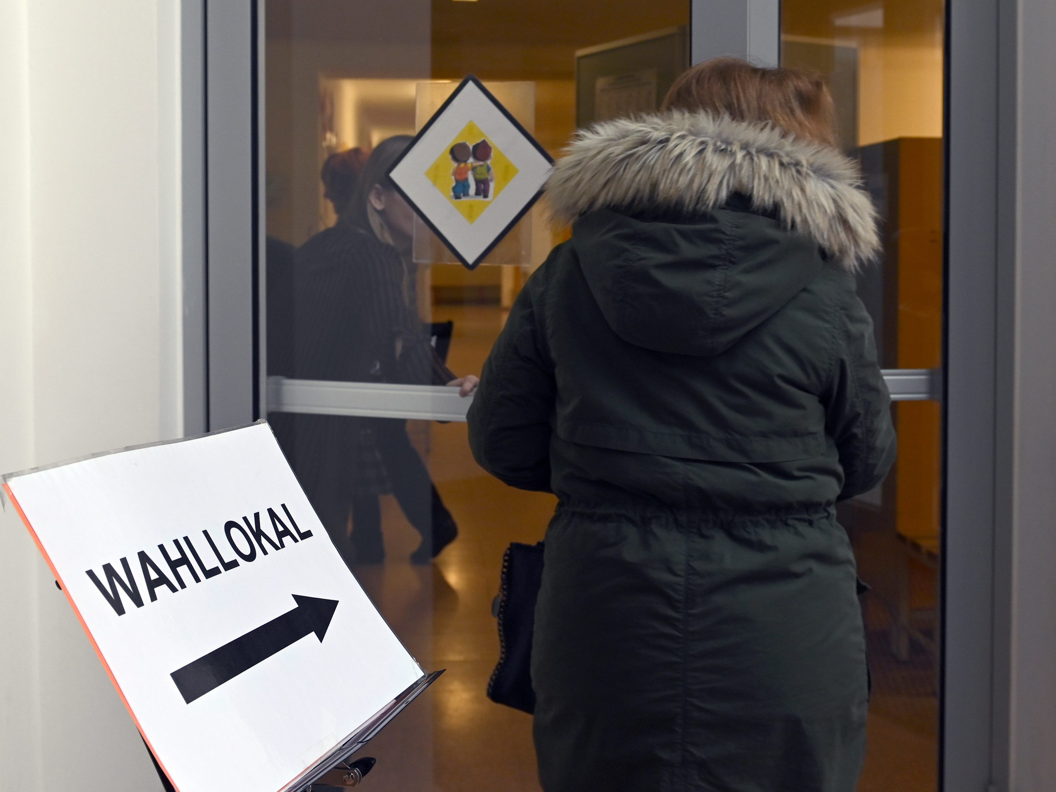 Bei der Landtagswahl im Burgenland war die Wahlbeteiligung niedrig wie nie zuvor. Bei der Landtagswahl im Burgenland war die Wahlbeteiligung niedrig wie nie zuvor.