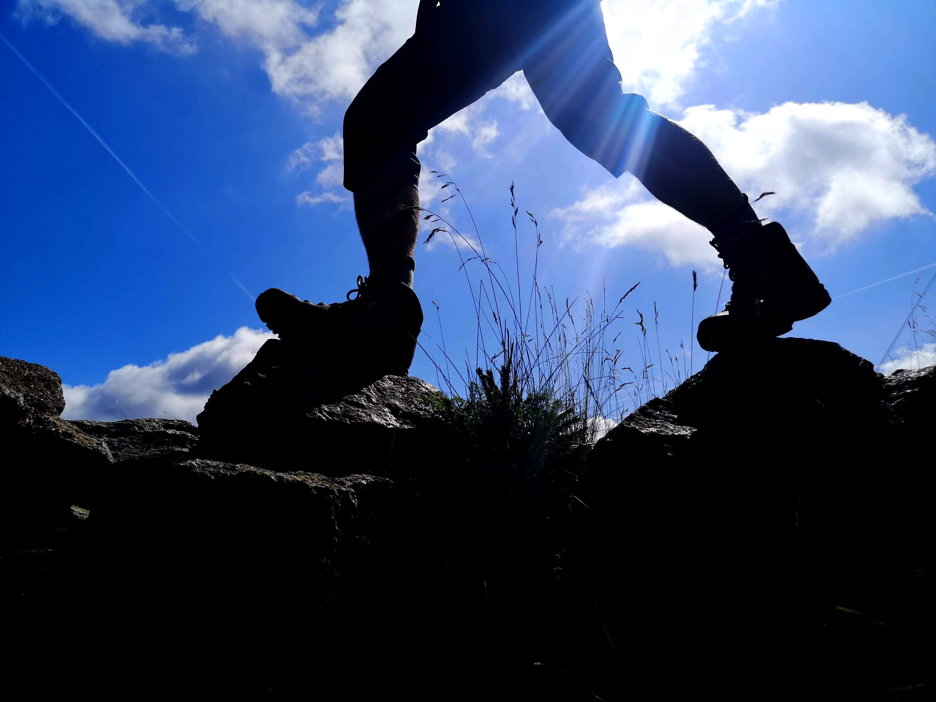 Wanderer stirbt an Herzinfarkt.