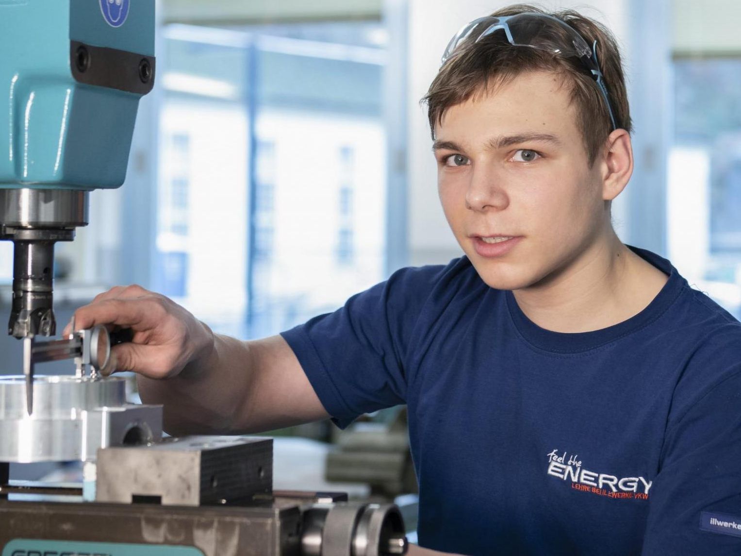 Bastian Vallaster: Im 2. Lehrjahr als Metalltechniker bei illwerke vkw.