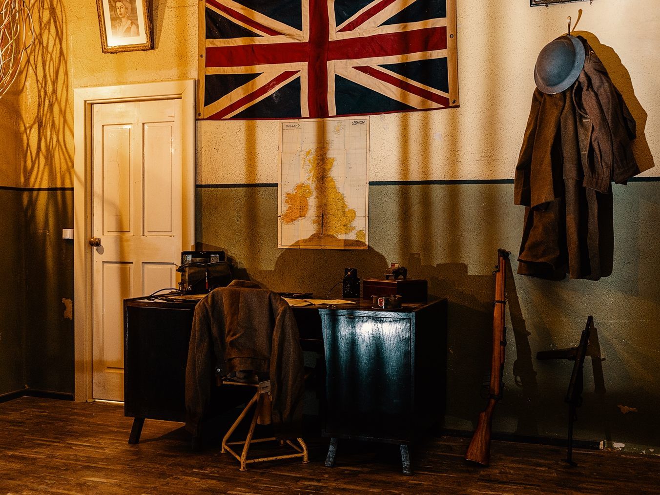 Der Escape Room Gping Underground von Crime Runners ist der beste Raum Österreichs. Der Escape Room Gping Underground von Crime Runners ist der beste Raum Österreichs.