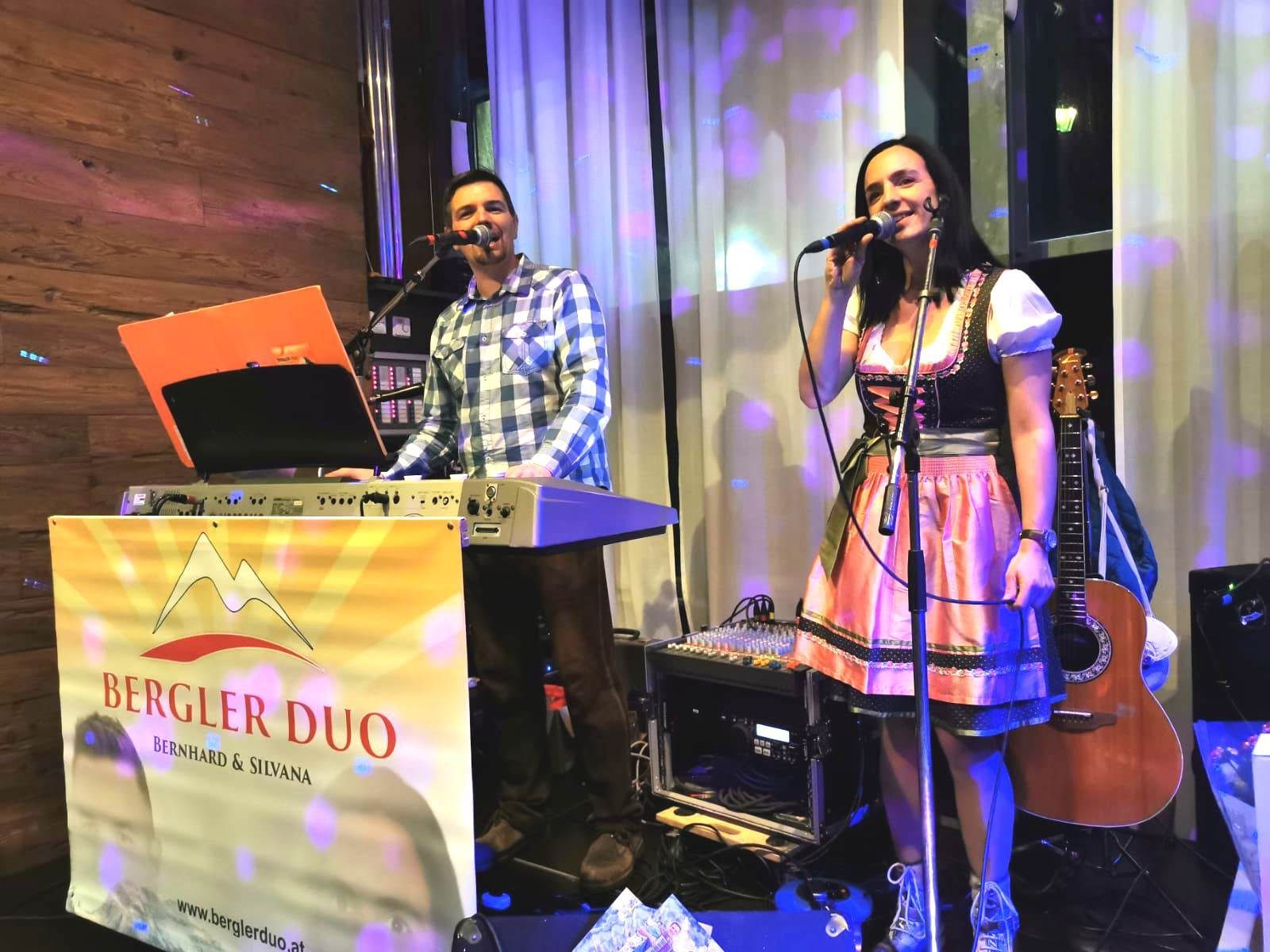 Das Bergler Duo brachte tolle Stimmung
