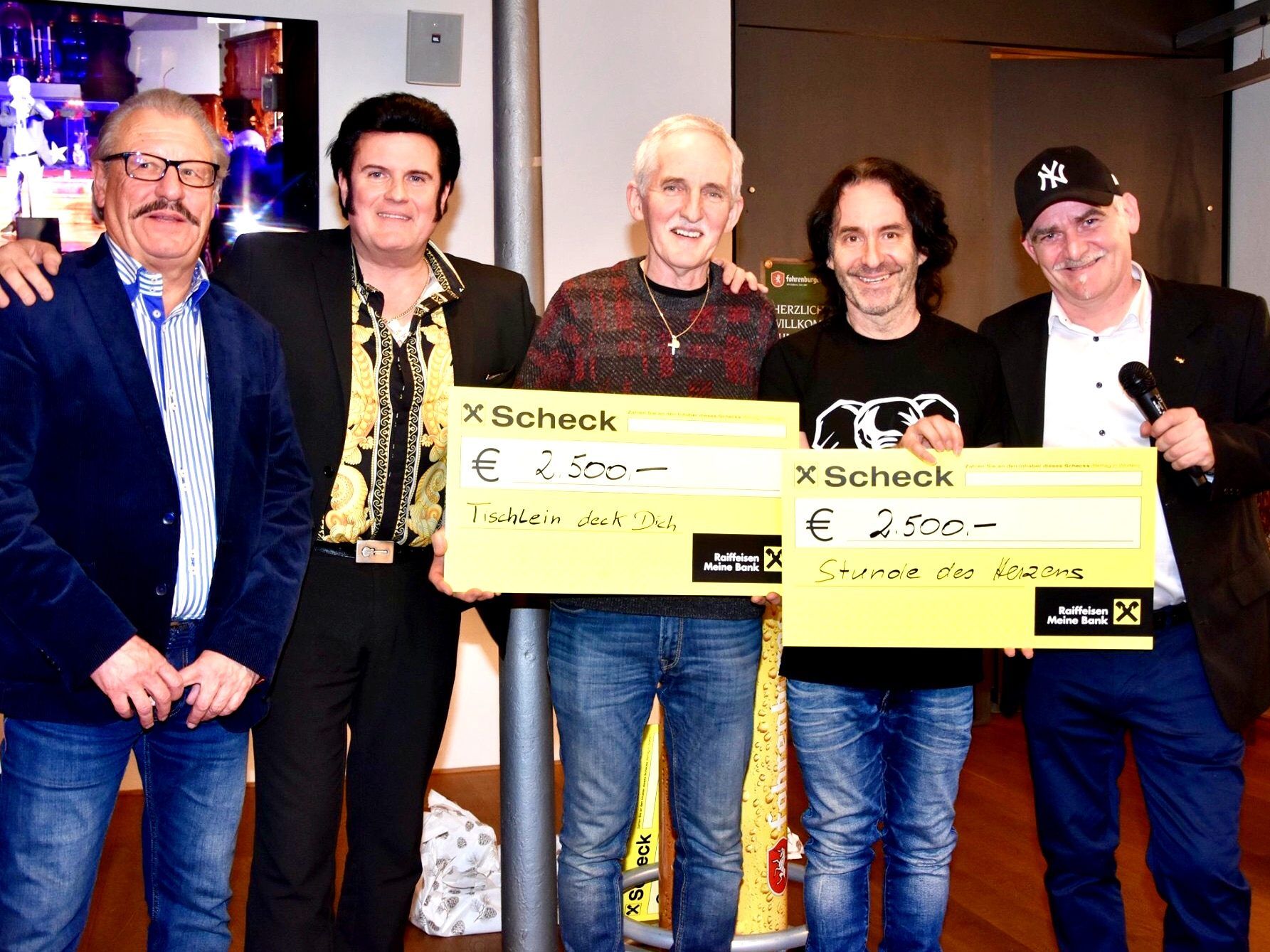 5000 Euro für Stunde des Herzens und Tischlein Deck Dich