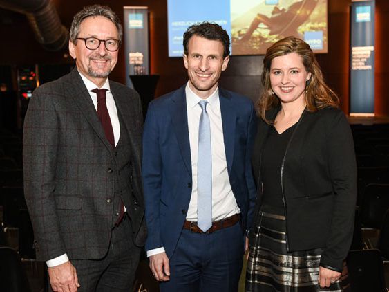 von links nach rechts: Johannes Hefel - Vorstand der Hypo Vorarlberg, Rolf Schäffer - LBBW, Christiane Schwald-Pösel - Moderatorin