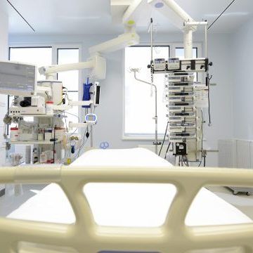 Das neue Coronavirus und die klassische Grippe sind hinsichtlich Gefährlichkeit vermutlich vergleichbar.