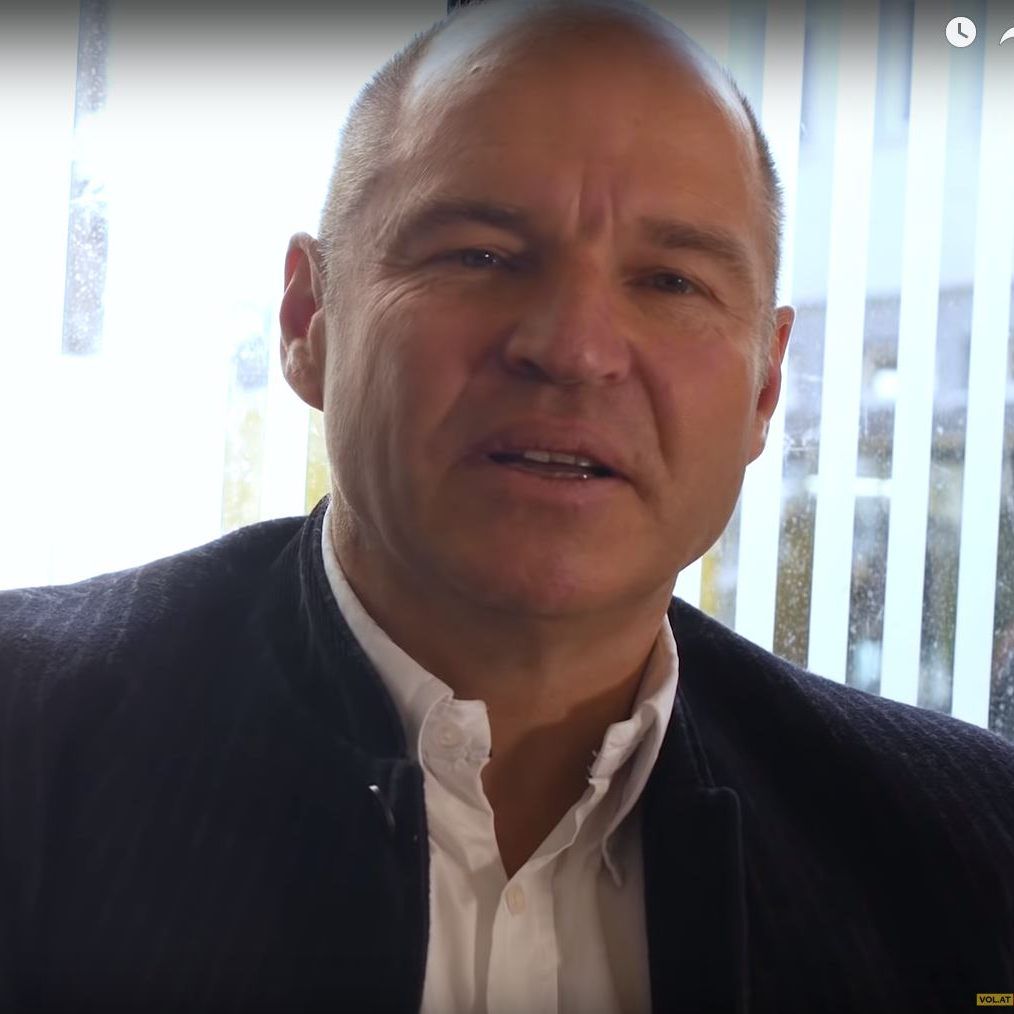 Marc Girardelli wehrt sich gegen die Kritik an "seiner" Piste.