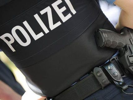 Ein betrunkener und ein "eingerauchter" Autofahrer beschäftigten am Samstag die Wiener Polizei.