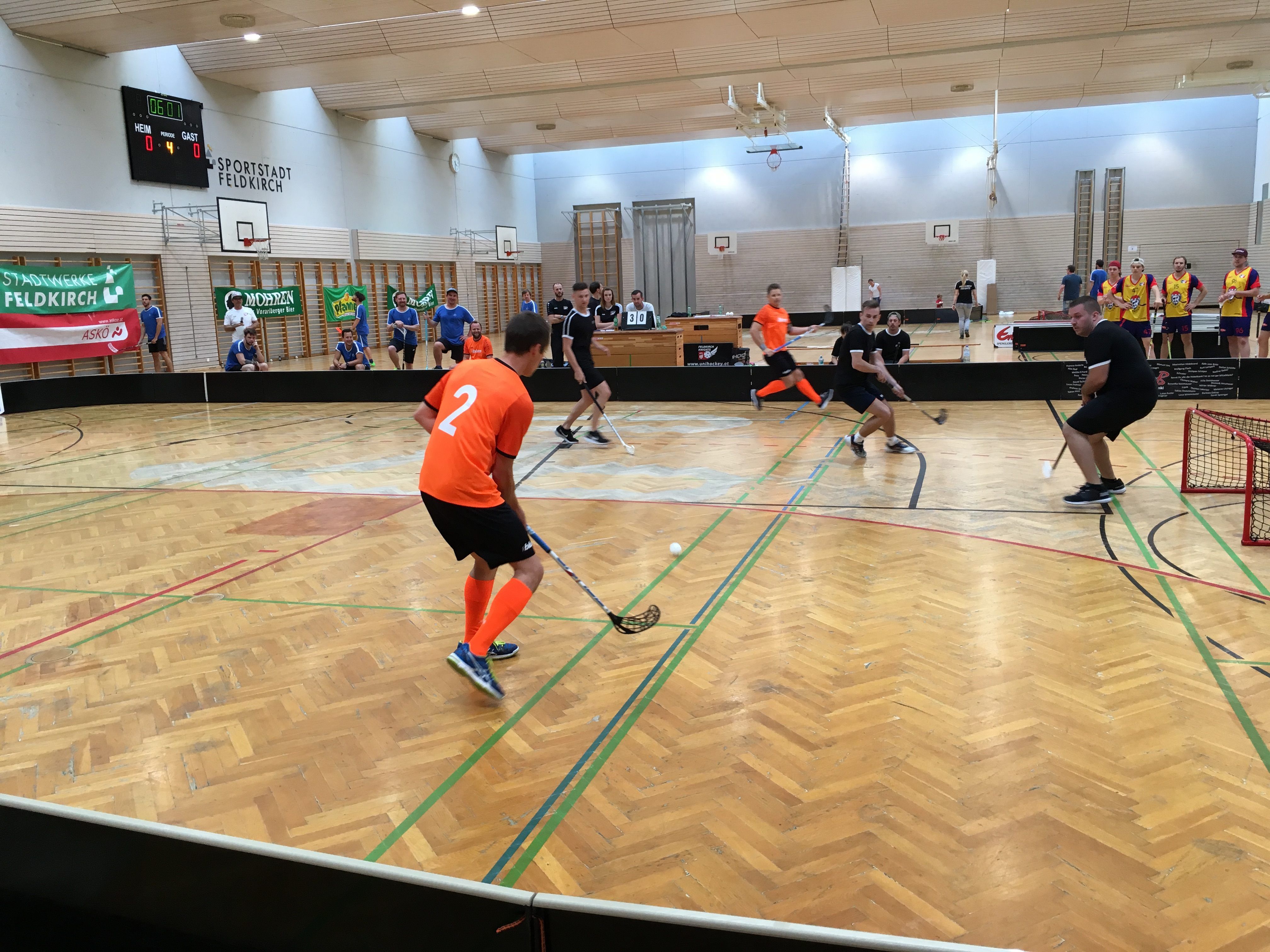 Beim Unihockey mit Herz 2019 wurde um jedes Tor gekämpft Beim Unihockey mit Herz 2019 wurde um jedes Tor gekämpft