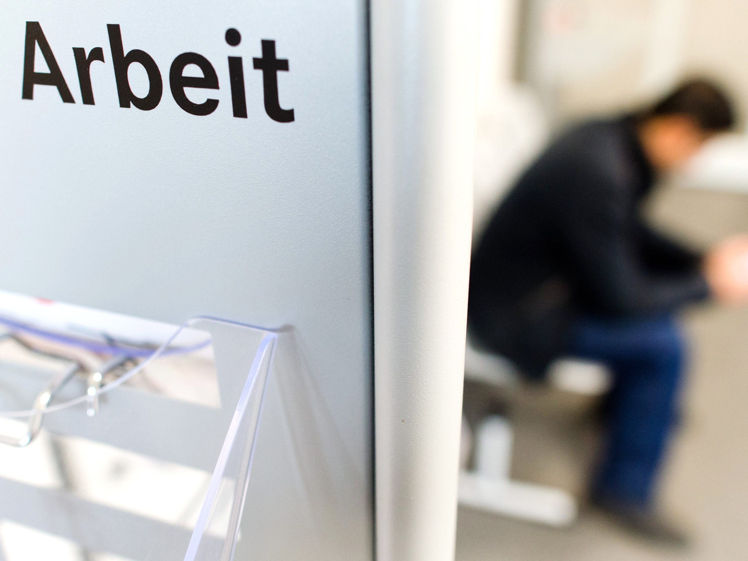 Ältere Menschen sind in Österreich deutlich häufiger von Arbeitslosigkeit betroffen.