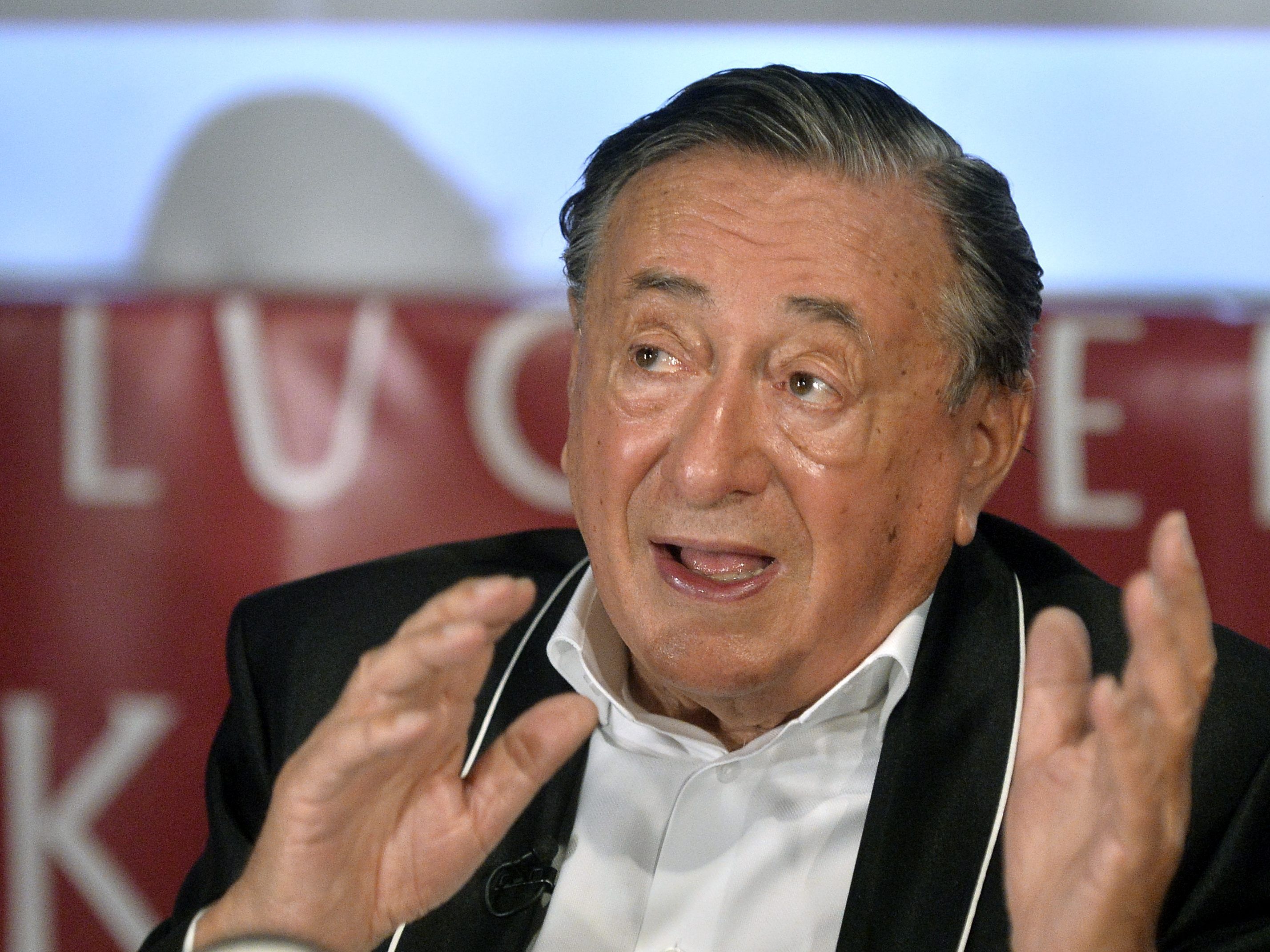 Richard Lugner hofft auf die fixe Zusage seines Ersatz-Stargasts.