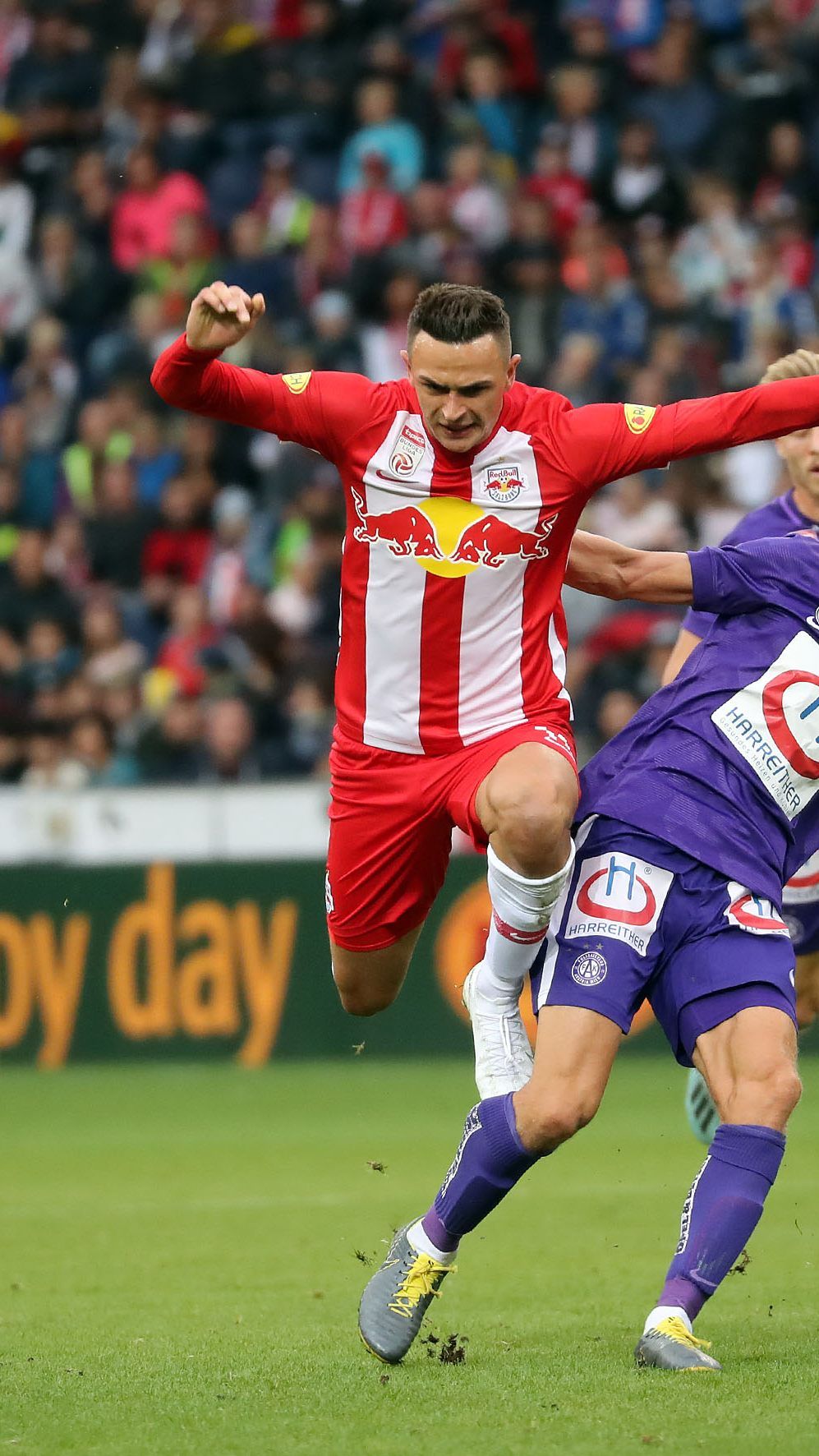 Hier sehen Sie das Match Austria Wien gegen RB Salzburg live.