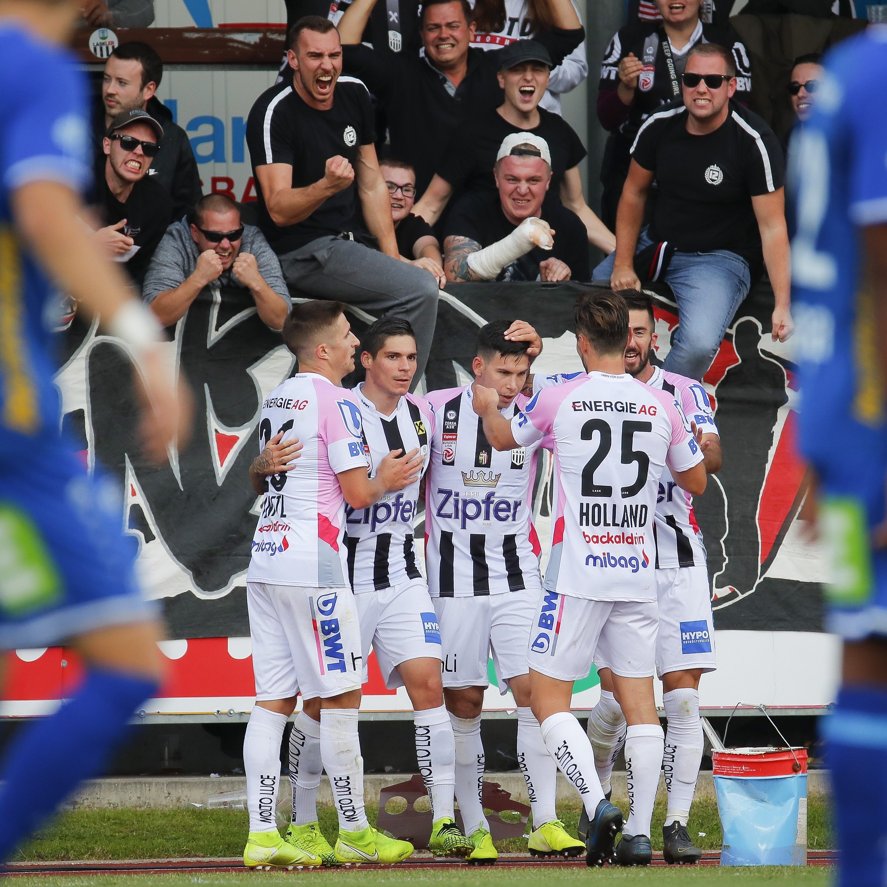 LIVE-Ticker zum Spiel LASK gegen Hartberg ab 17.00 Uhr.