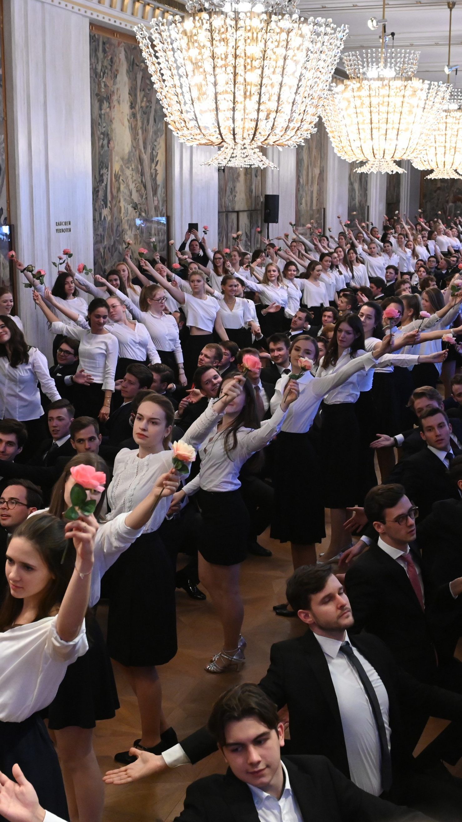 Unter den 144 Wiener Opernball-Debütanten befindet sich auch ein Tanzpaar mit schwerem Herzfehler.