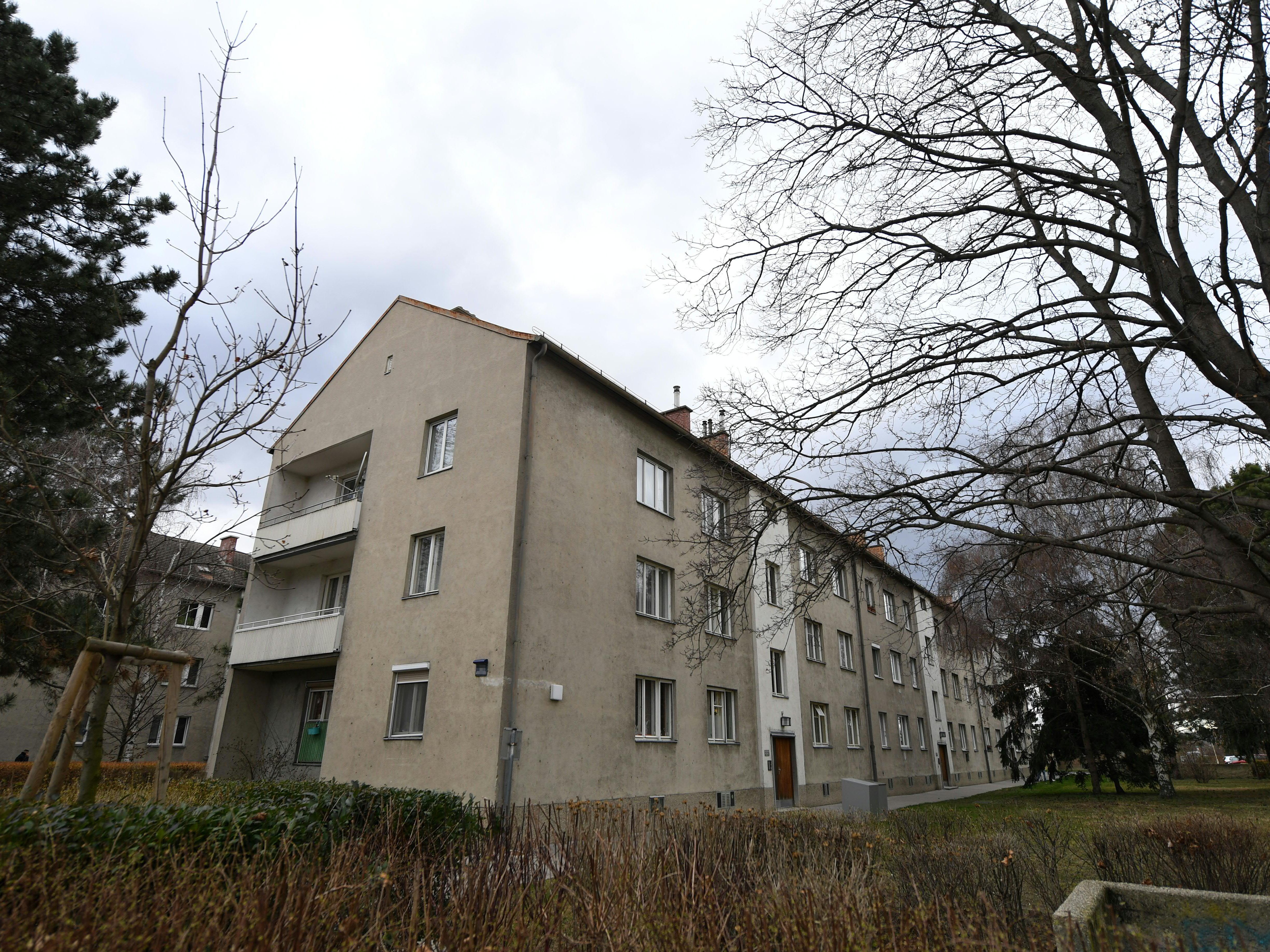 Die 16-Jährige befindet sich nach der Attacke weiterhin in Lebensgefahr.